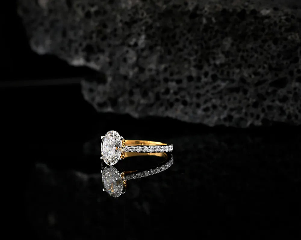 The Complete Guide to Choosing Your Perfect Oval Diamond