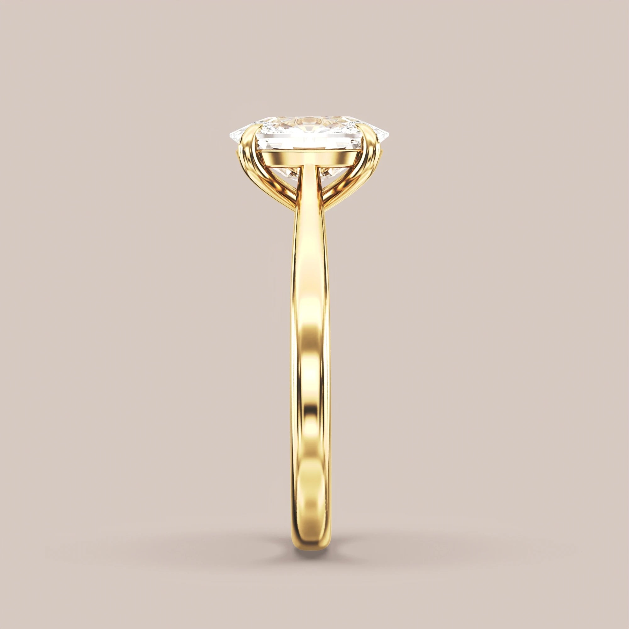 Elongated - Yellow gold