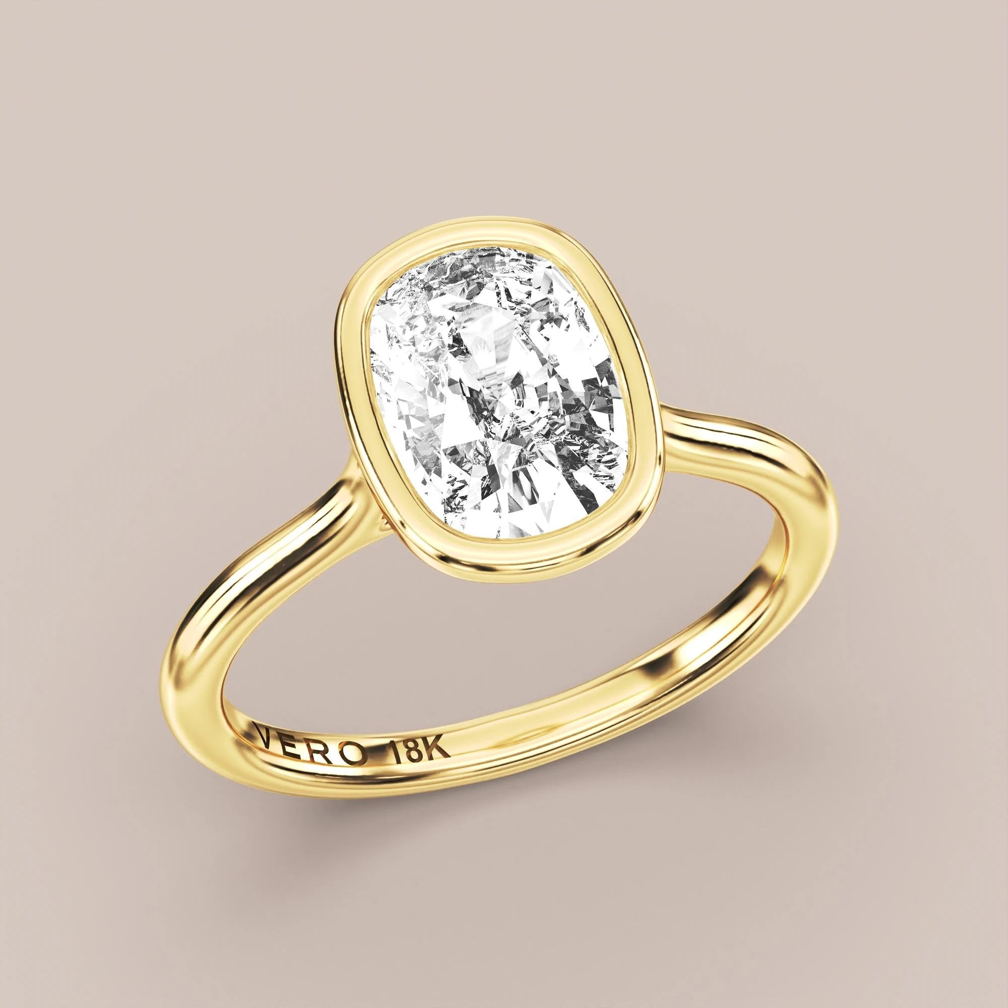 Elongated - Yellow gold