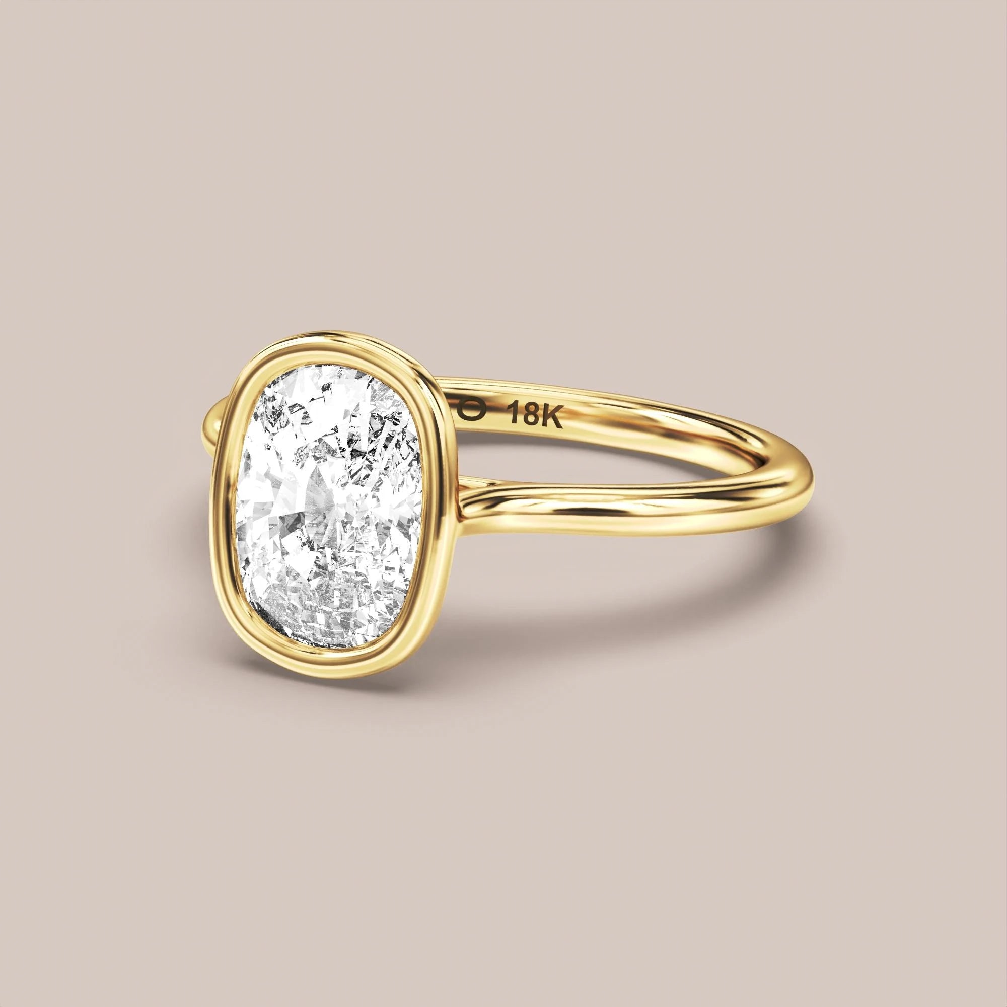 Elongated - Yellow gold