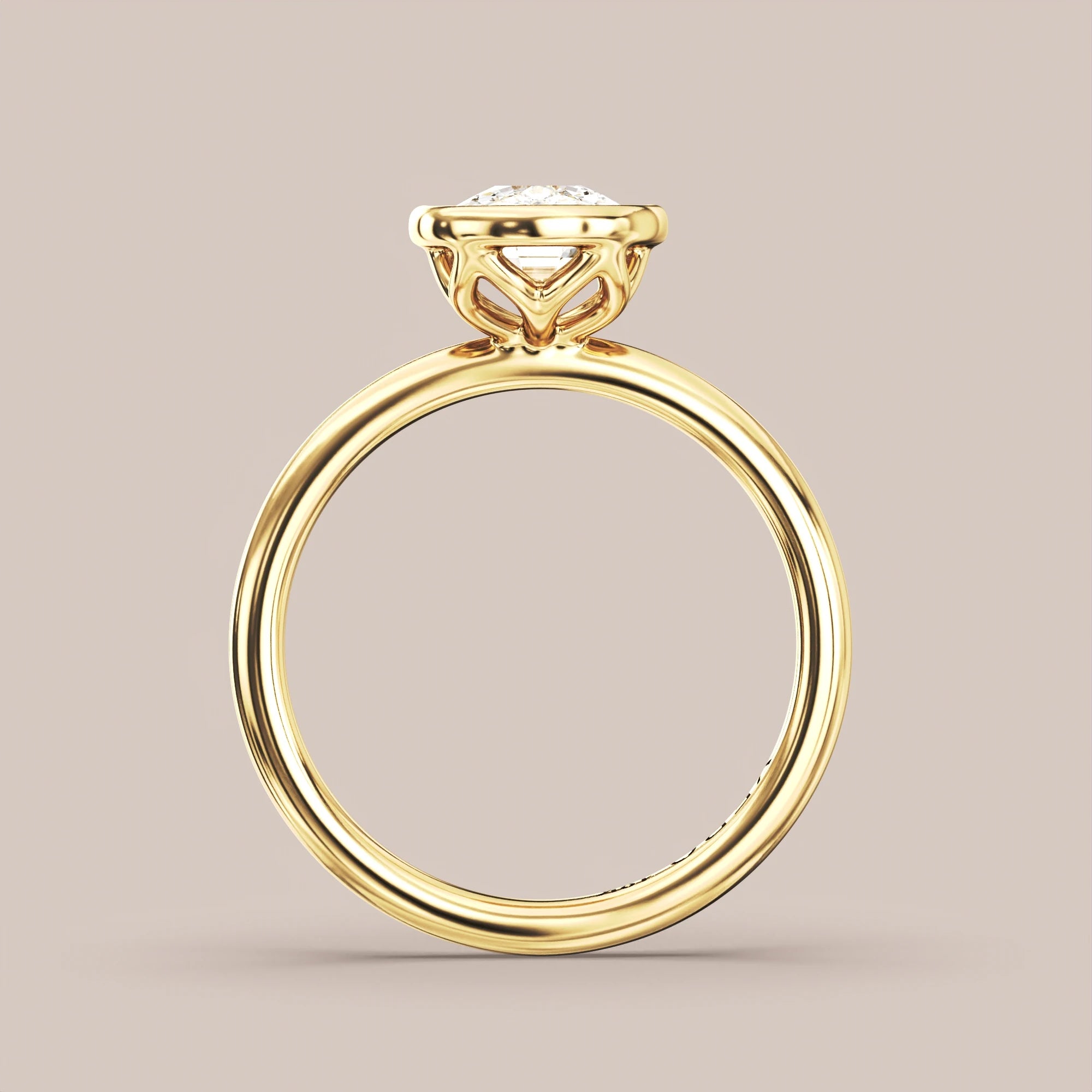 Elongated - Yellow gold