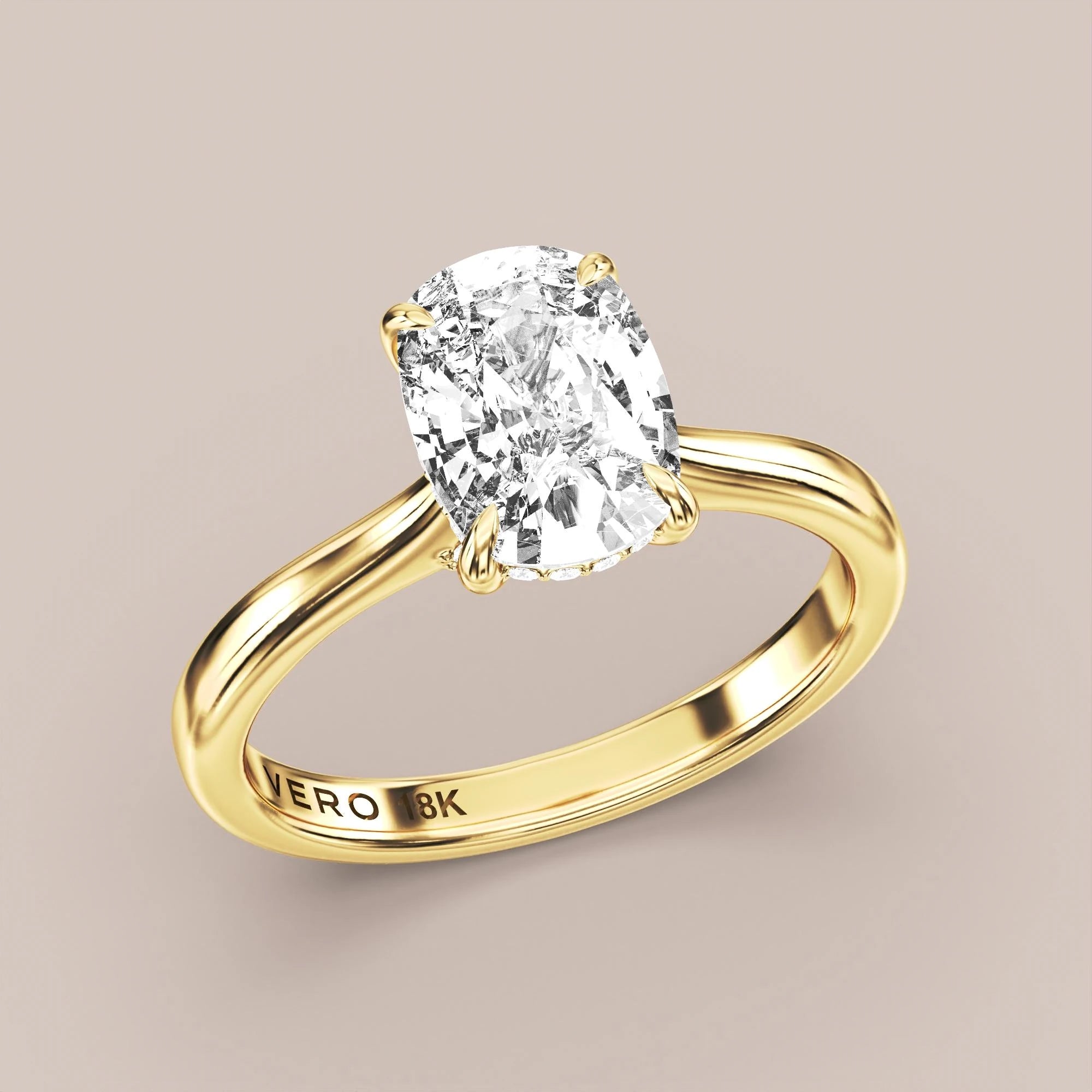 Elongated - Yellow gold