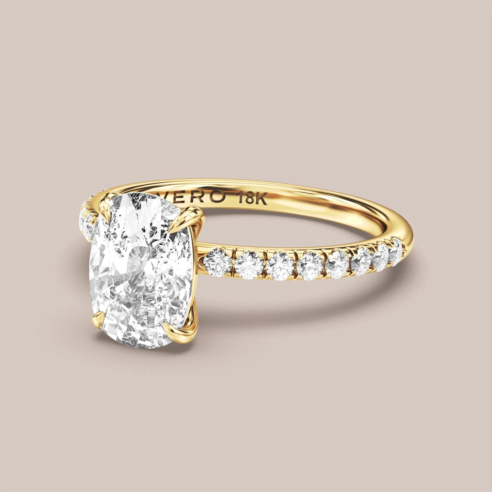 Elongated - Yellow gold