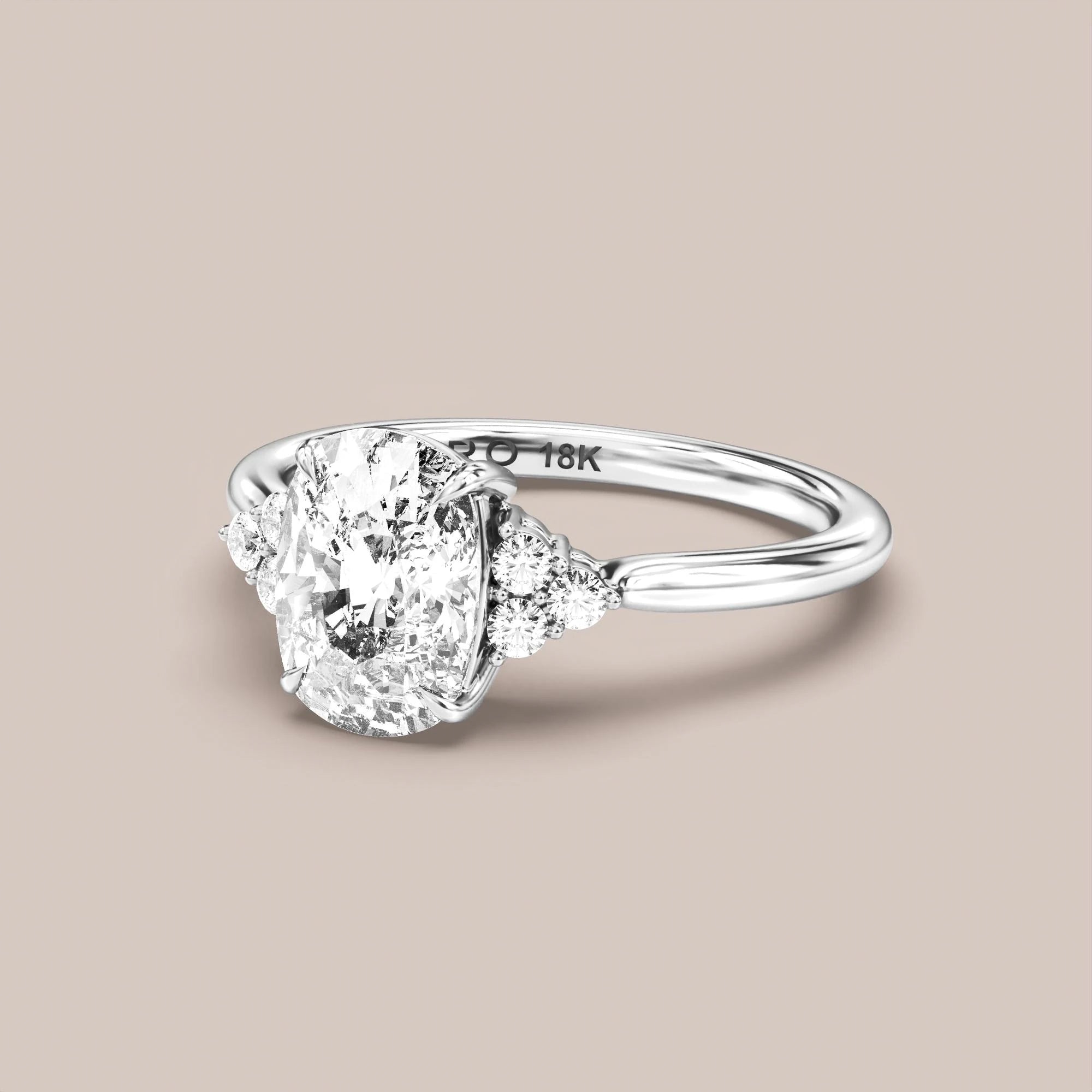 Elongated - White gold