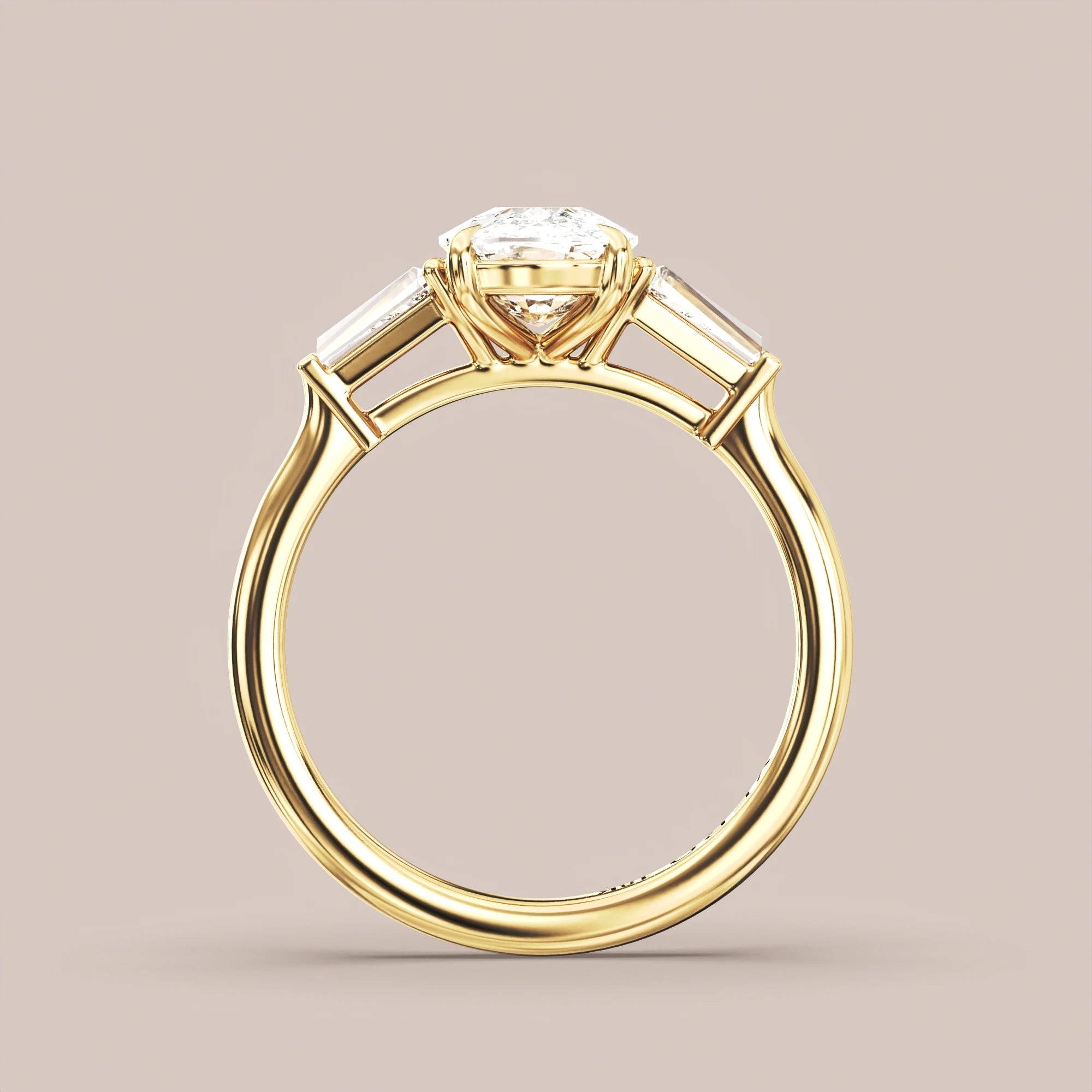 Elongated - Yellow gold