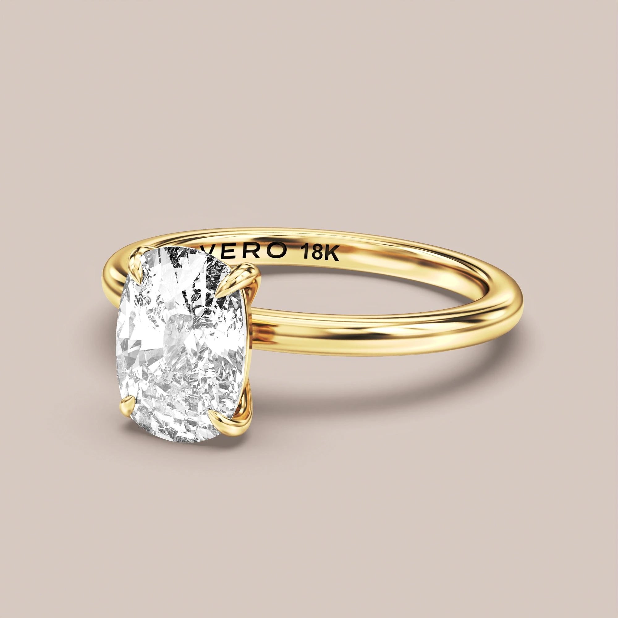 Elongated - Yellow gold