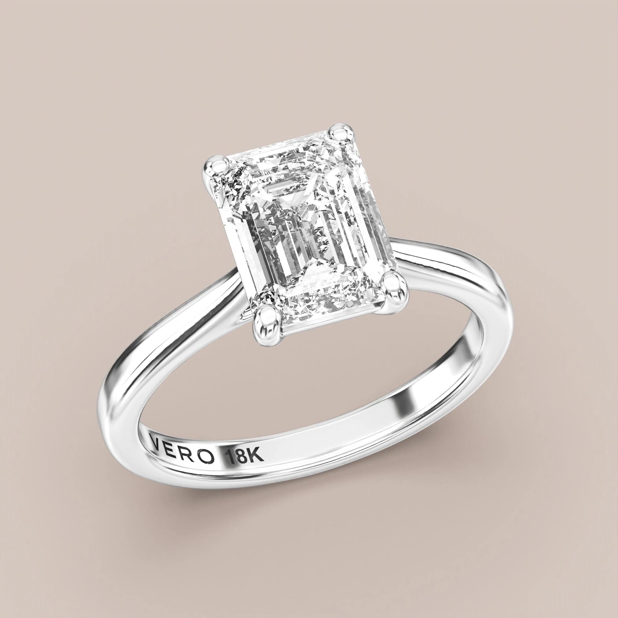 Emerald - White gold