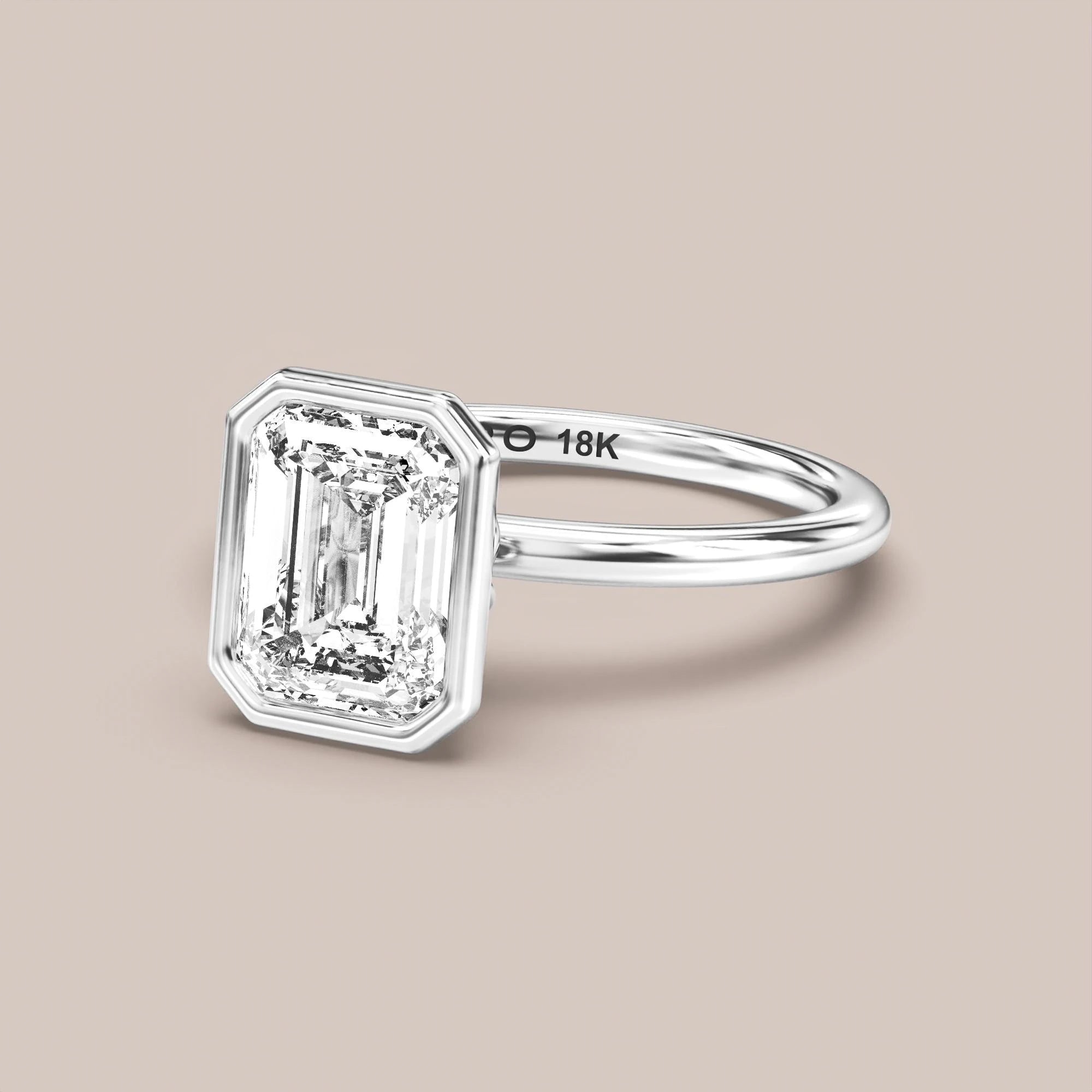 Emerald - White gold