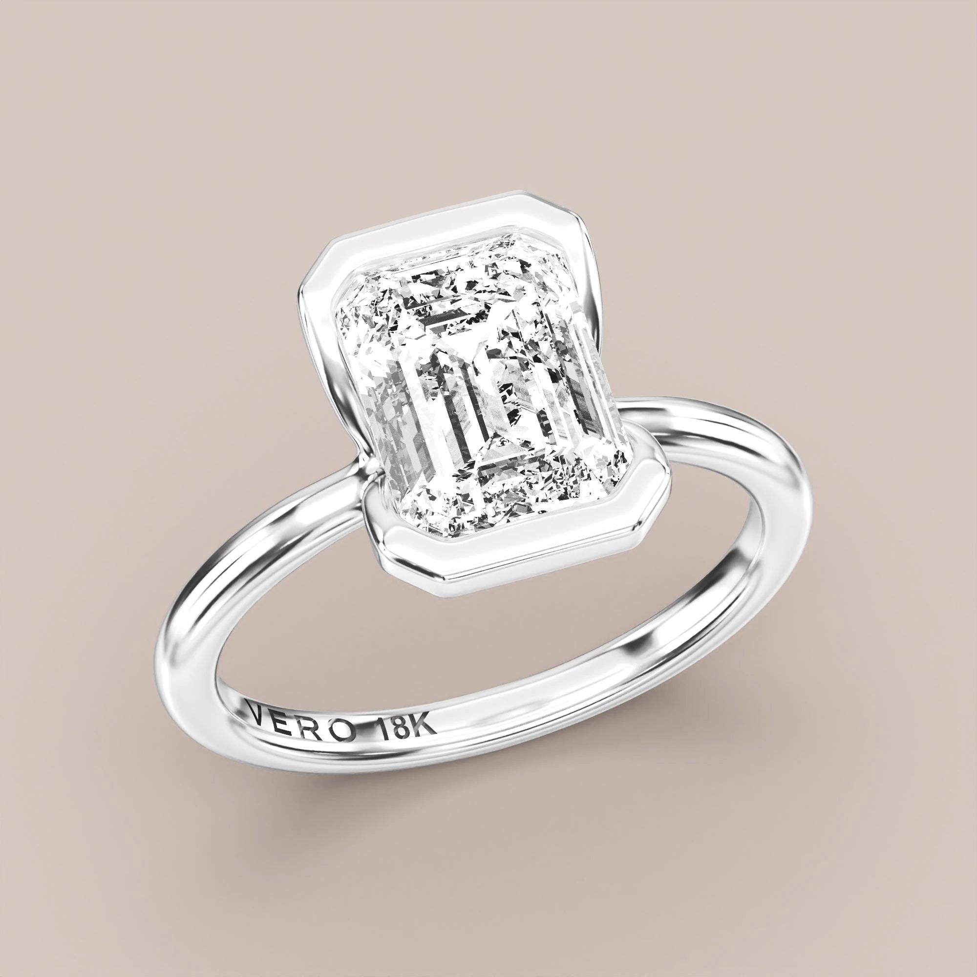 Emerald - White gold