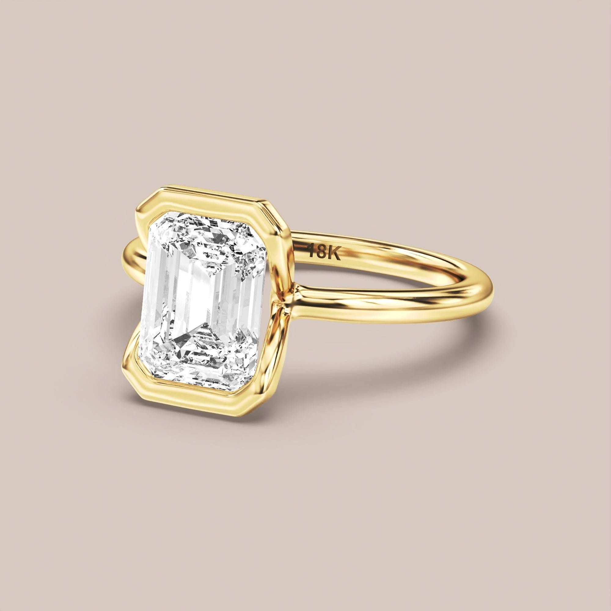 Emerald - Yellow gold