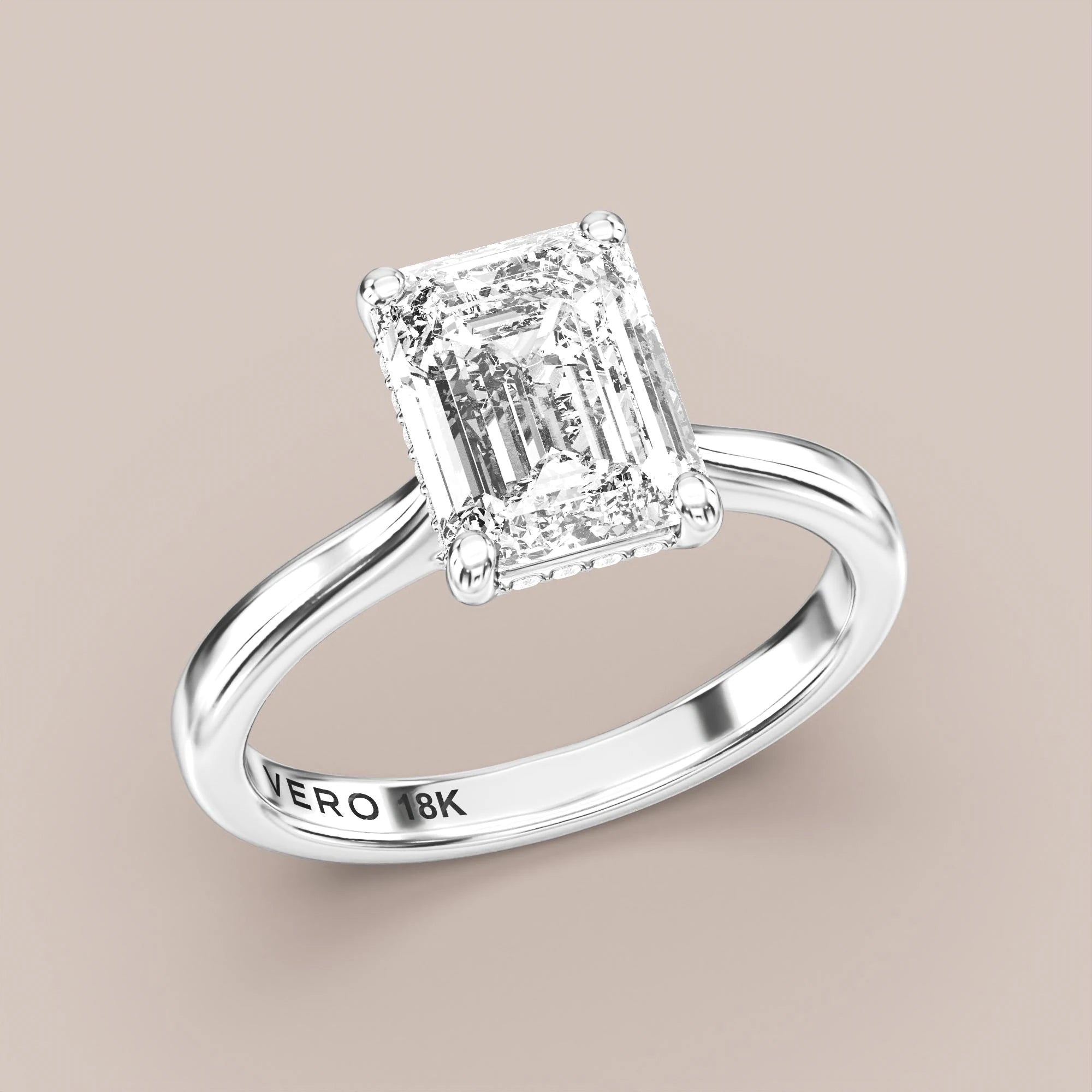 Emerald - White gold