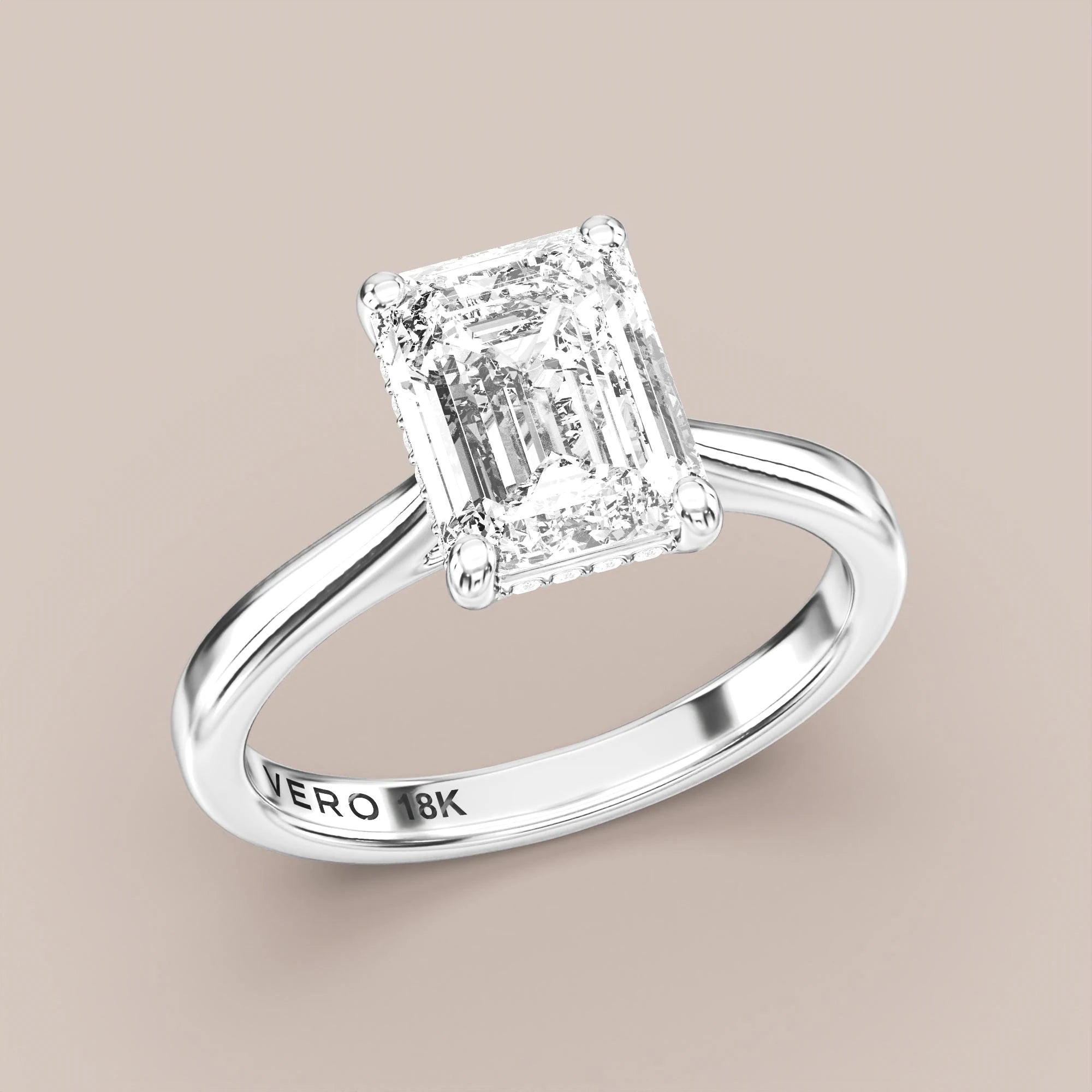 Emerald - White gold