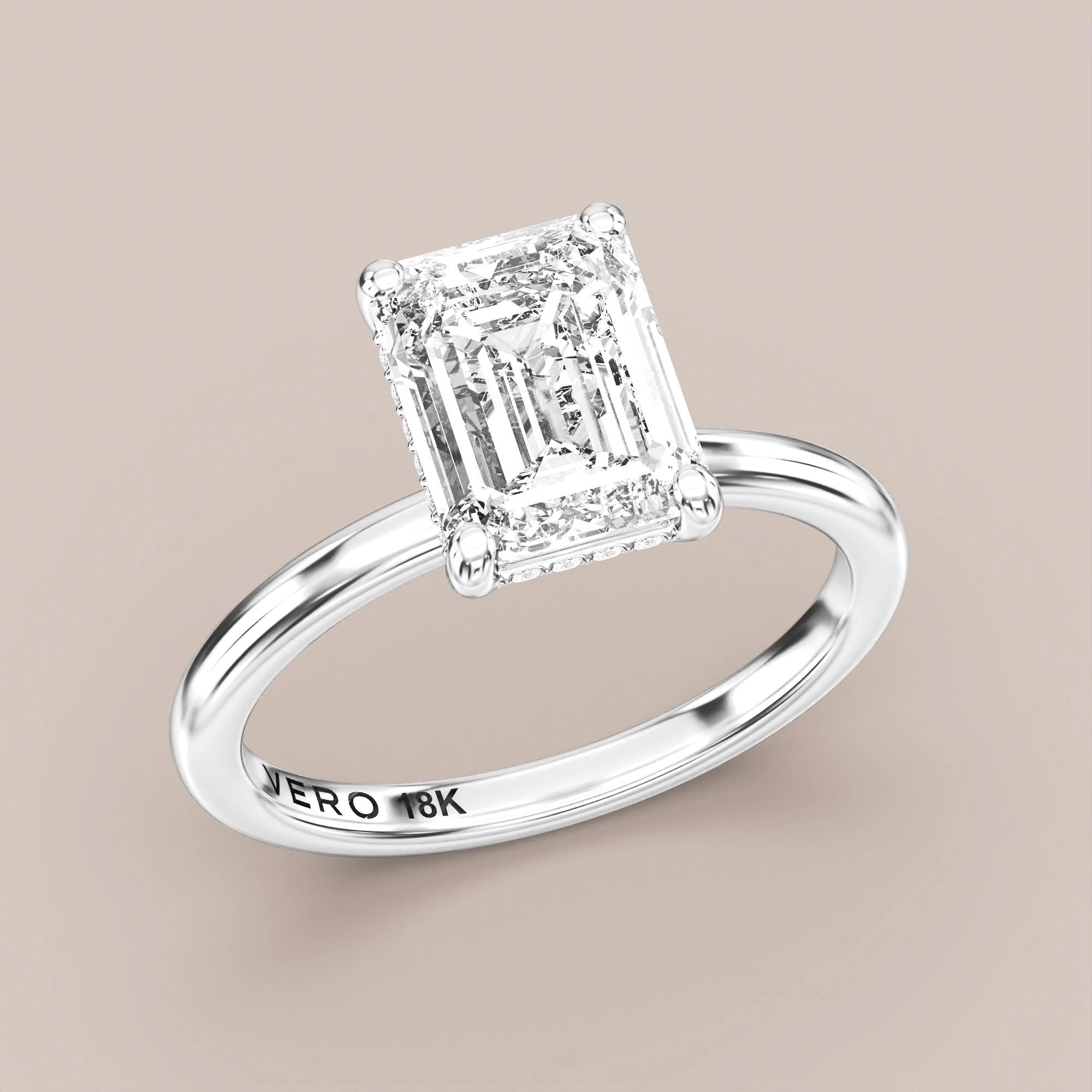 Emerald - White gold