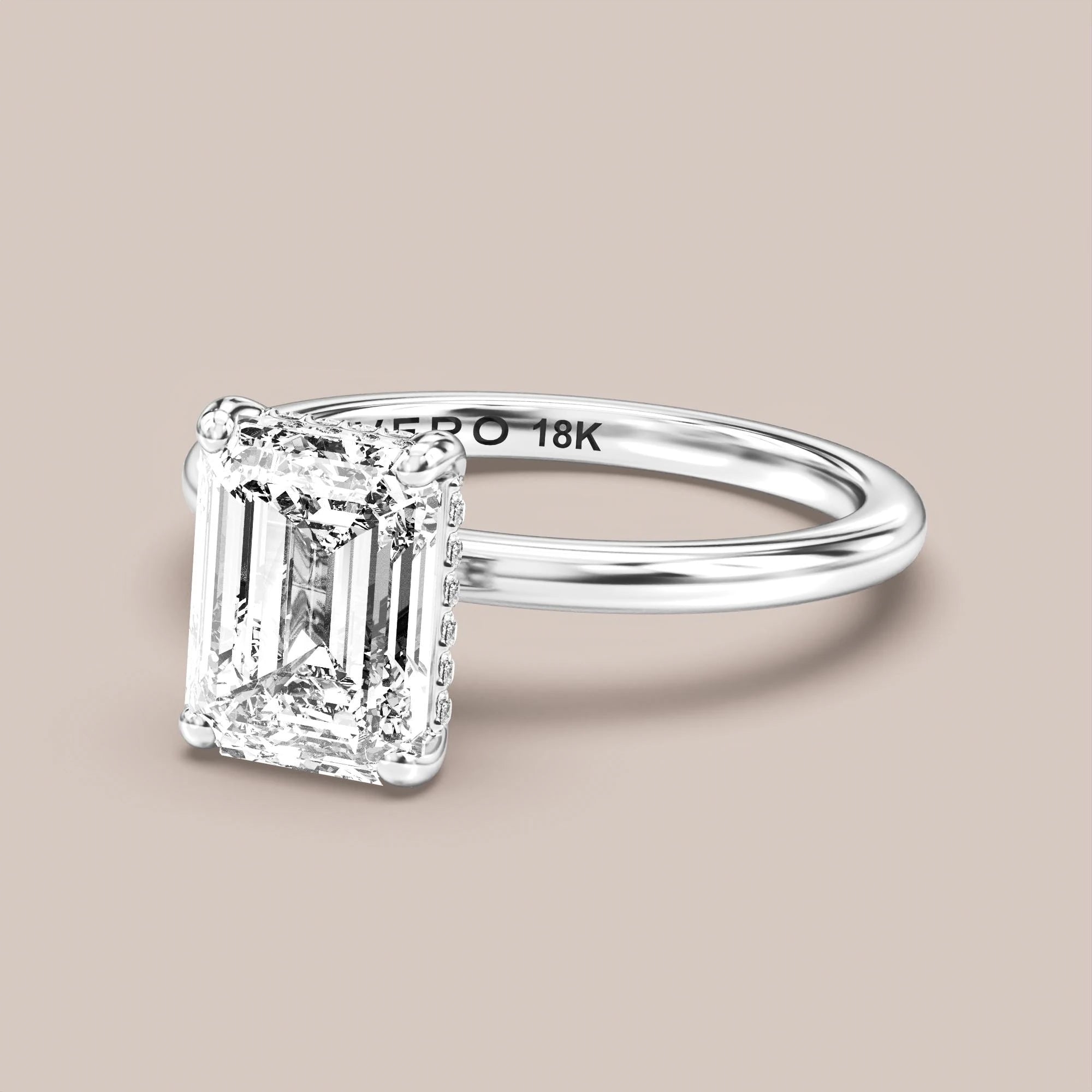 Emerald - White gold