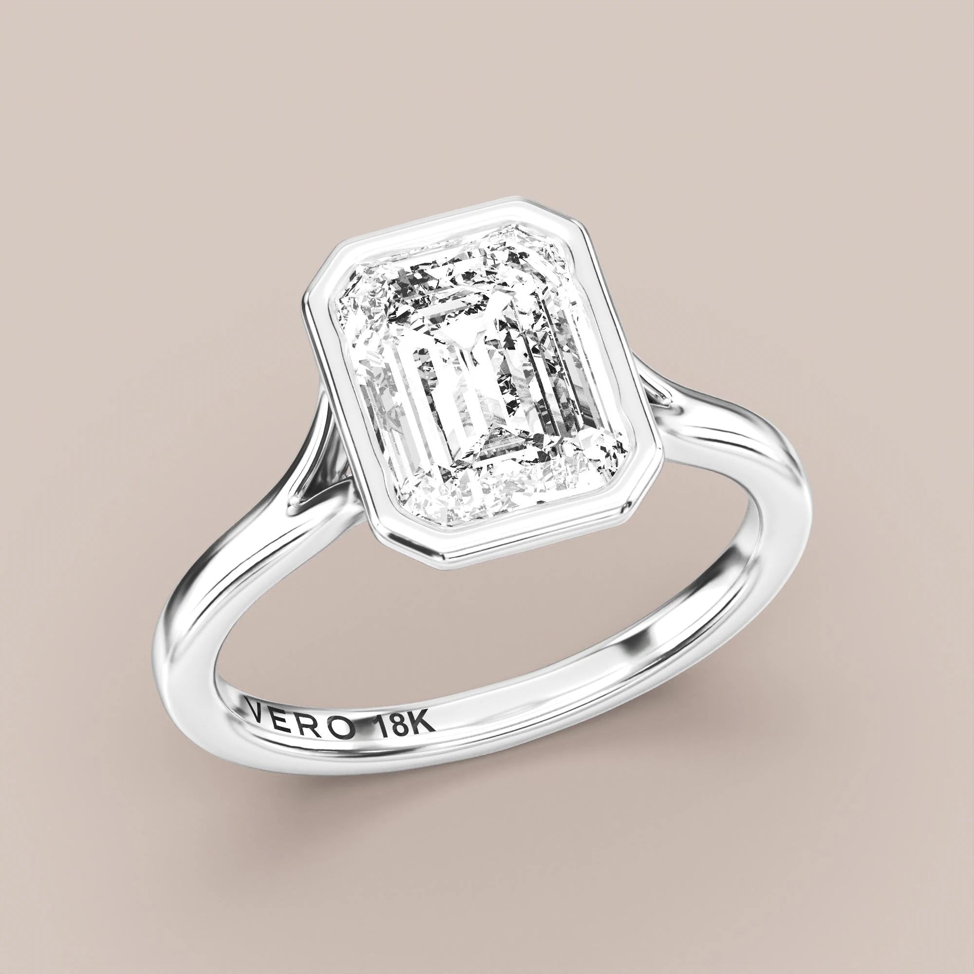 Emerald - White gold