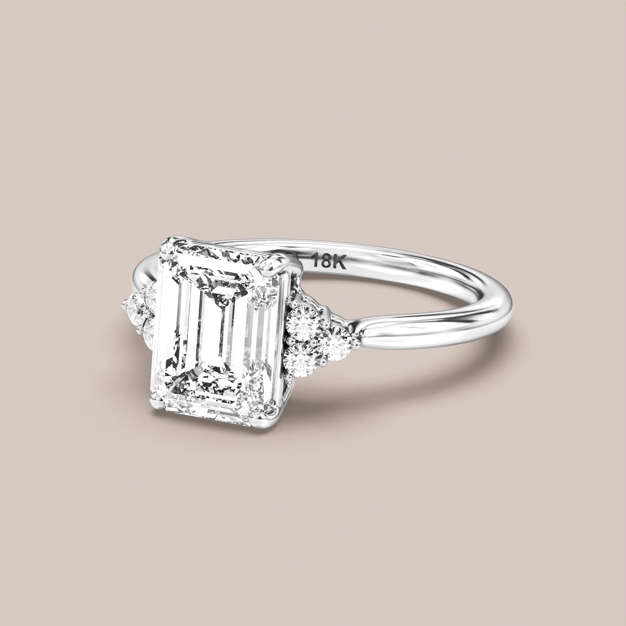 Emerald - White gold