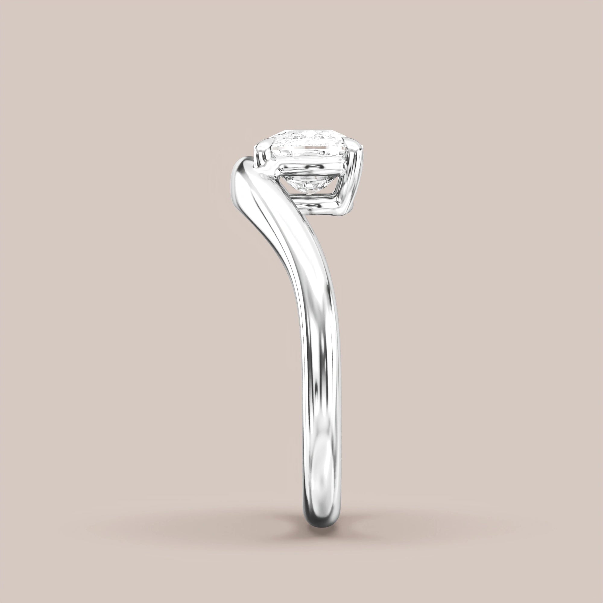 V05 Free Form Bypass in 18K white gold with a elongated cushion diamond