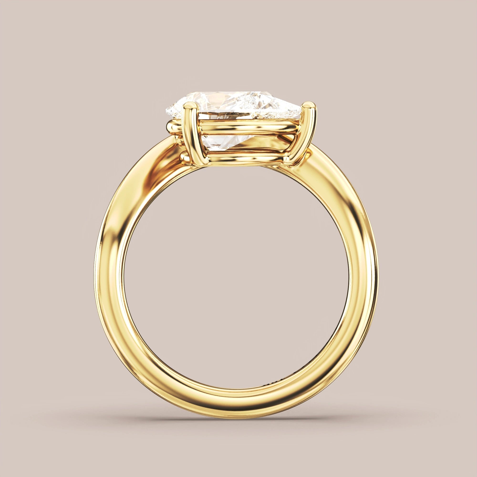 V05 Free Form Bypass in 18K yellow gold with a pear diamond