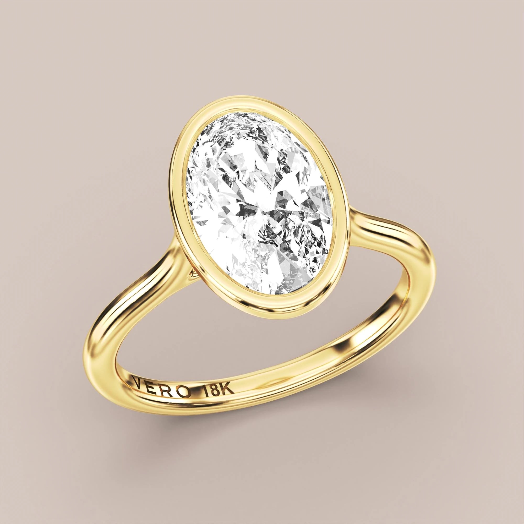 Oval - Yellow gold