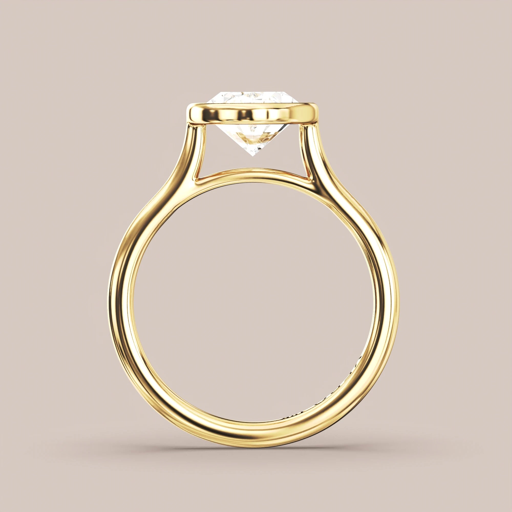 Oval - Yellow gold