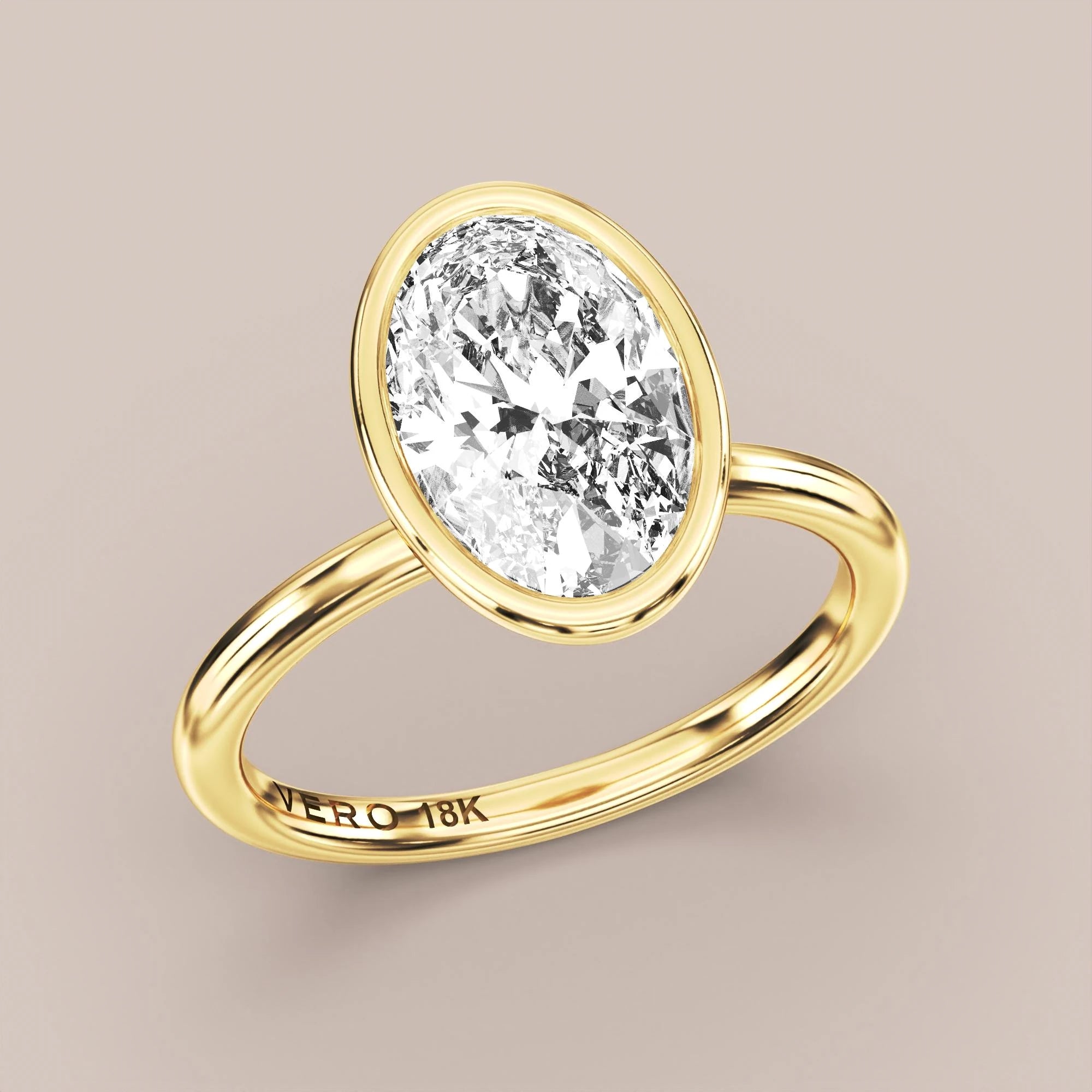 Oval - Yellow gold