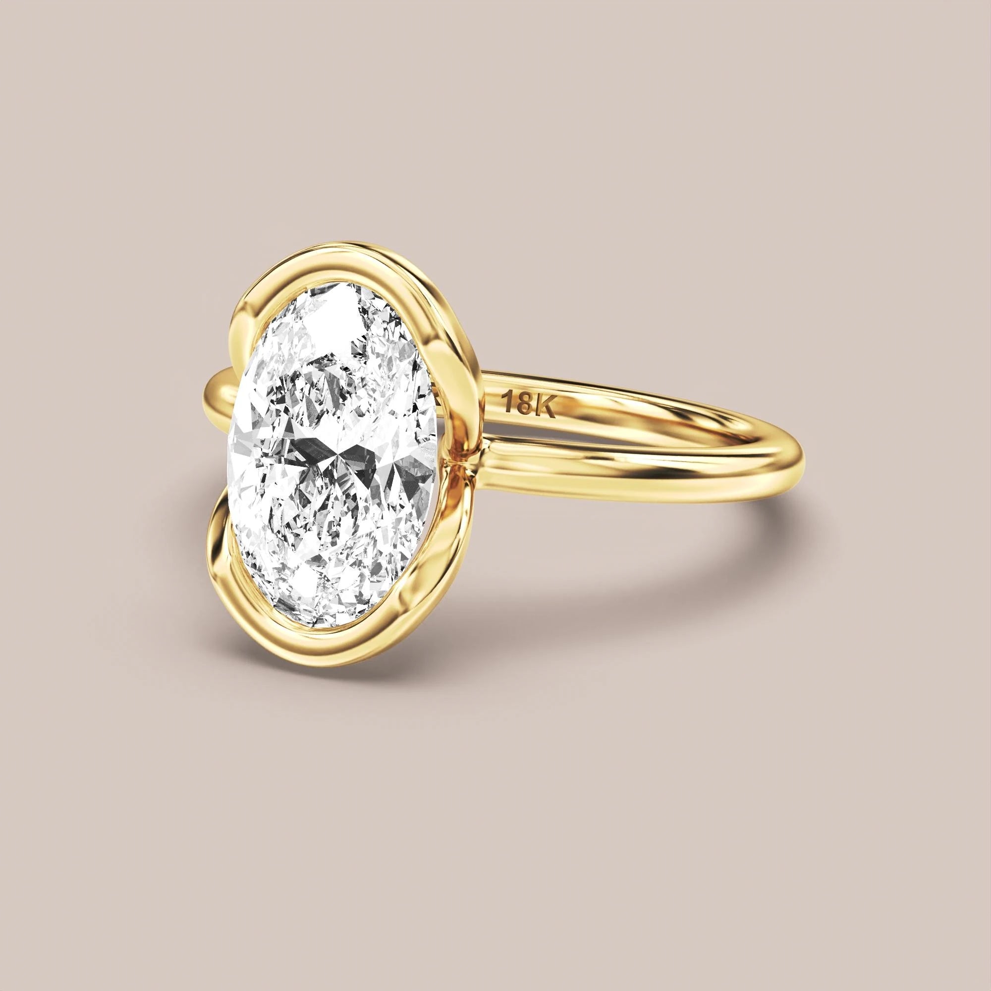 Oval - Yellow gold