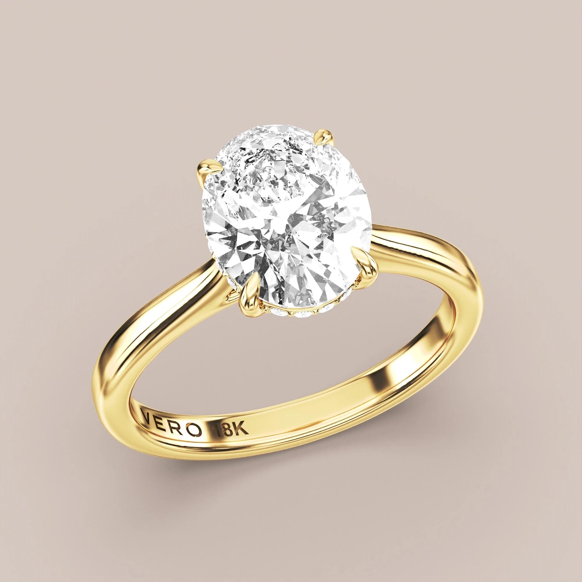 Oval - Yellow gold