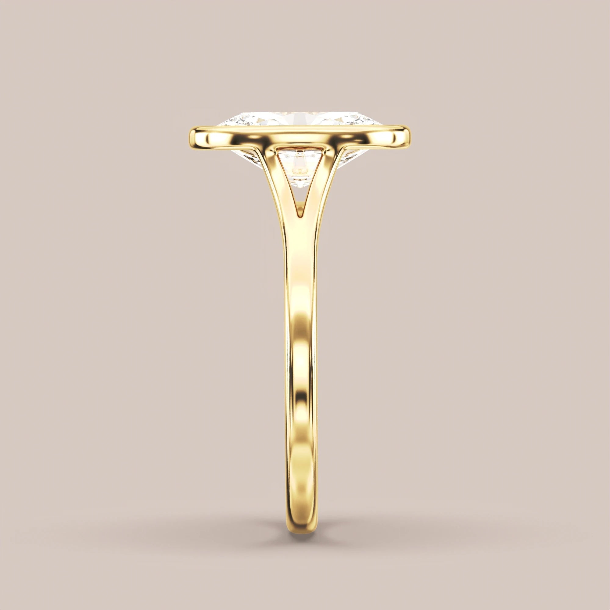 Oval - Yellow gold