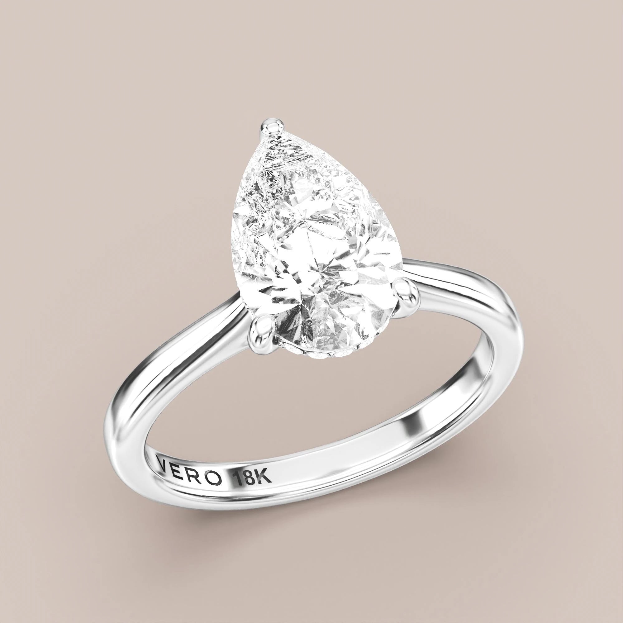 Pear - White gold