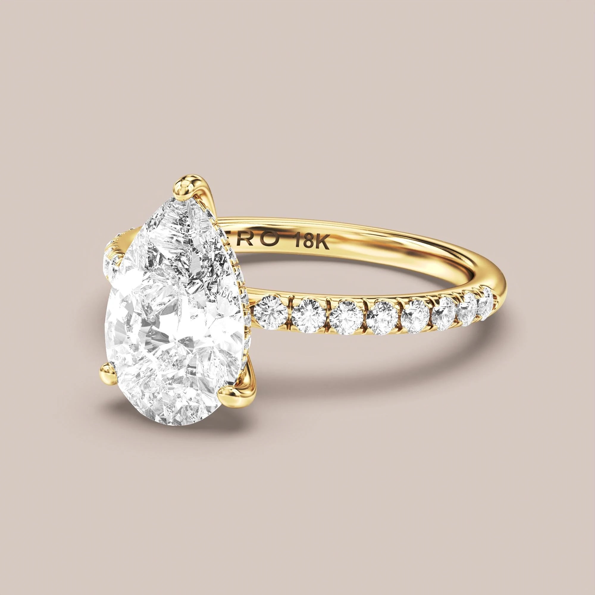 Pear - Yellow gold