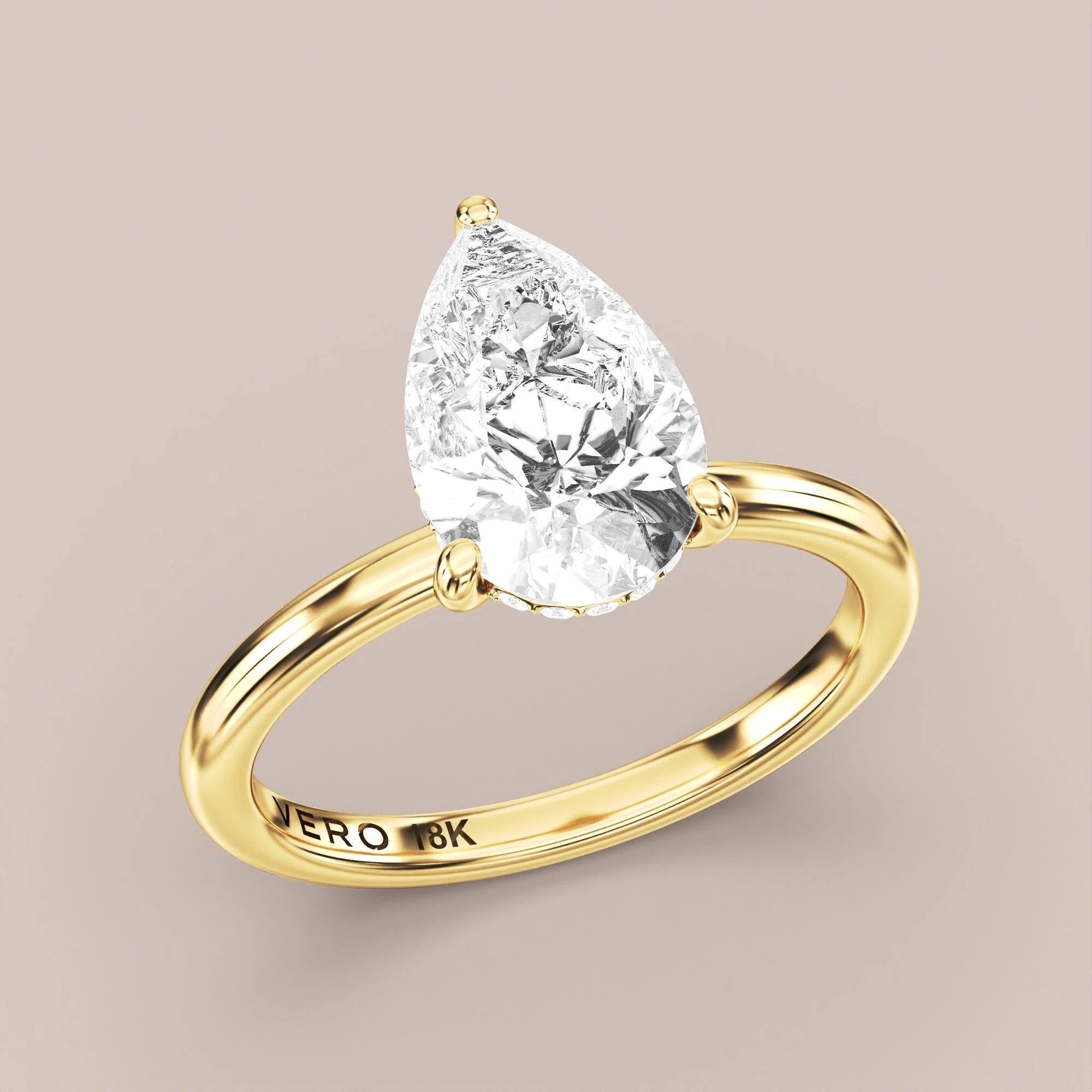 Pear - Yellow gold