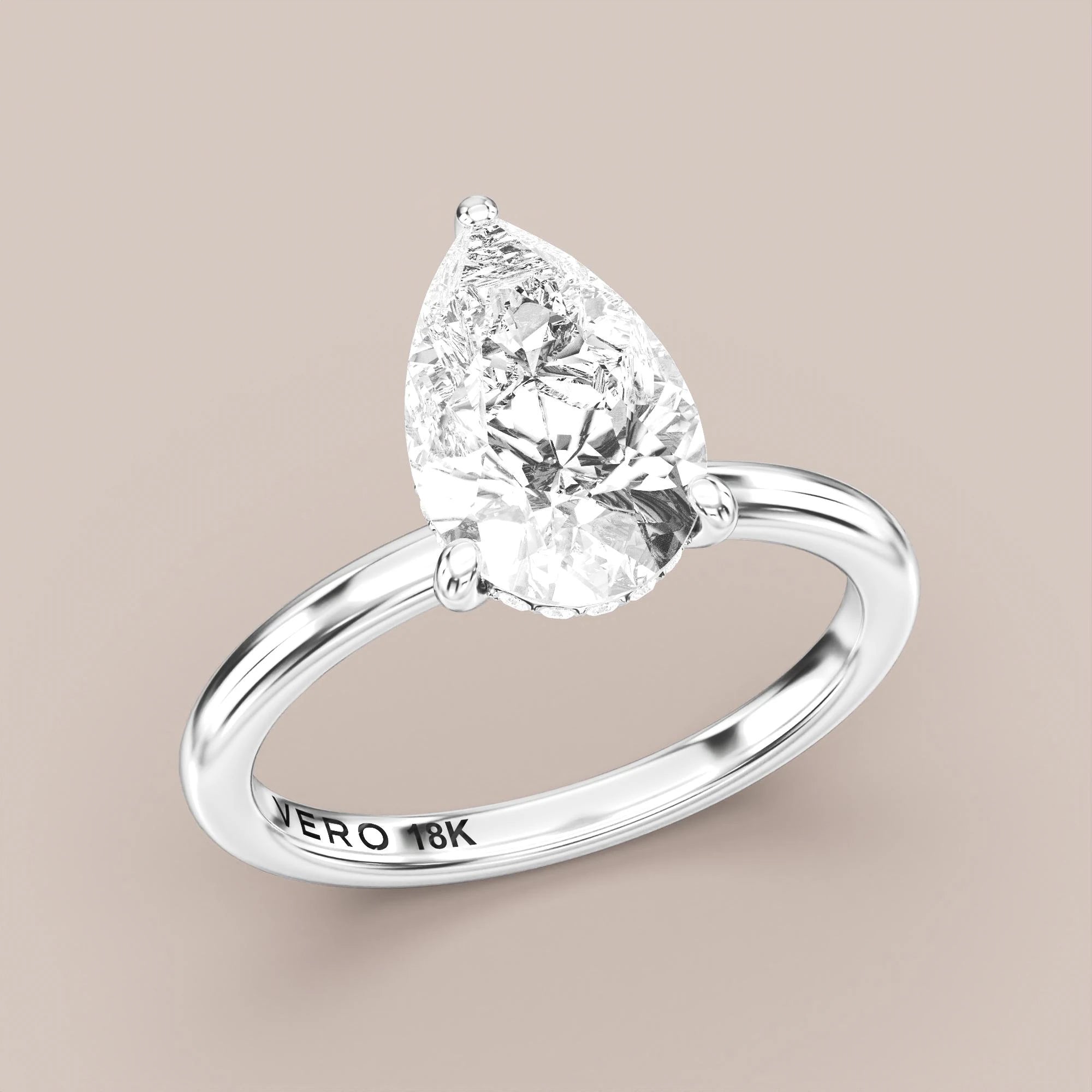Pear - White gold