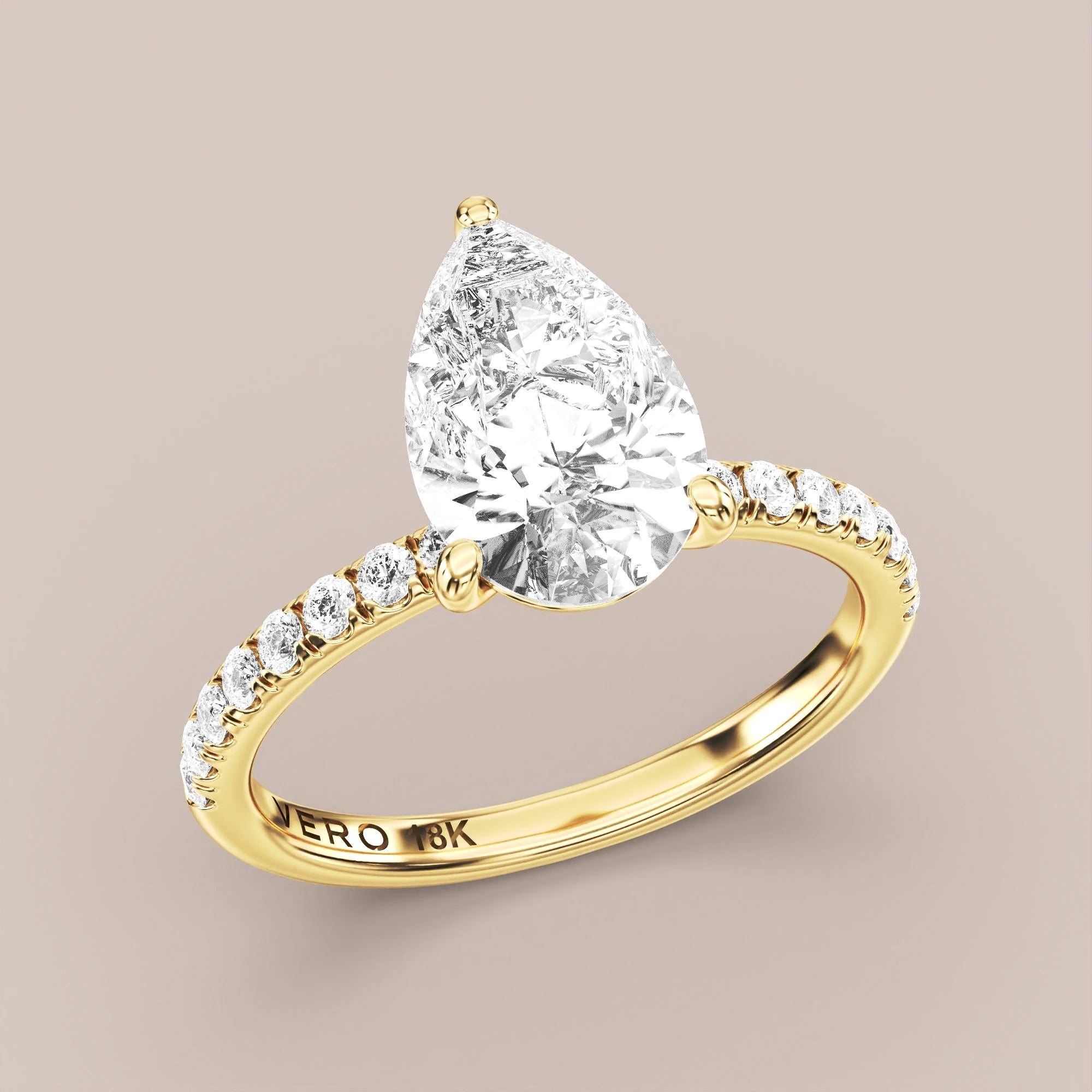 Pear - Yellow gold
