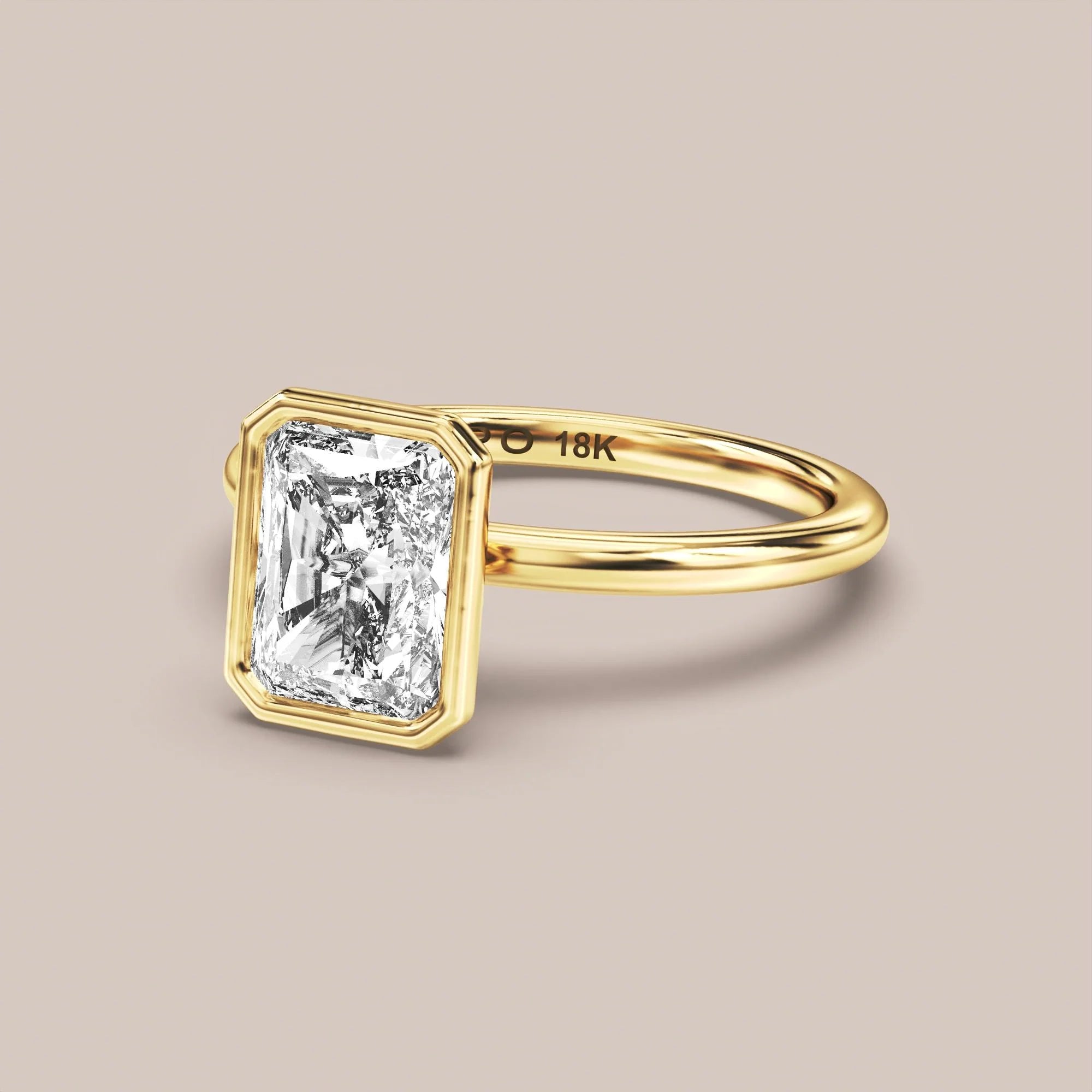 Radiant - Yellow gold