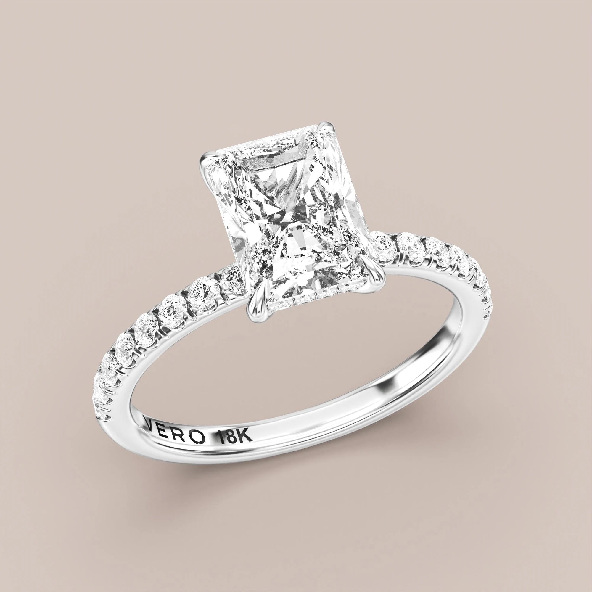 Radiant - White gold