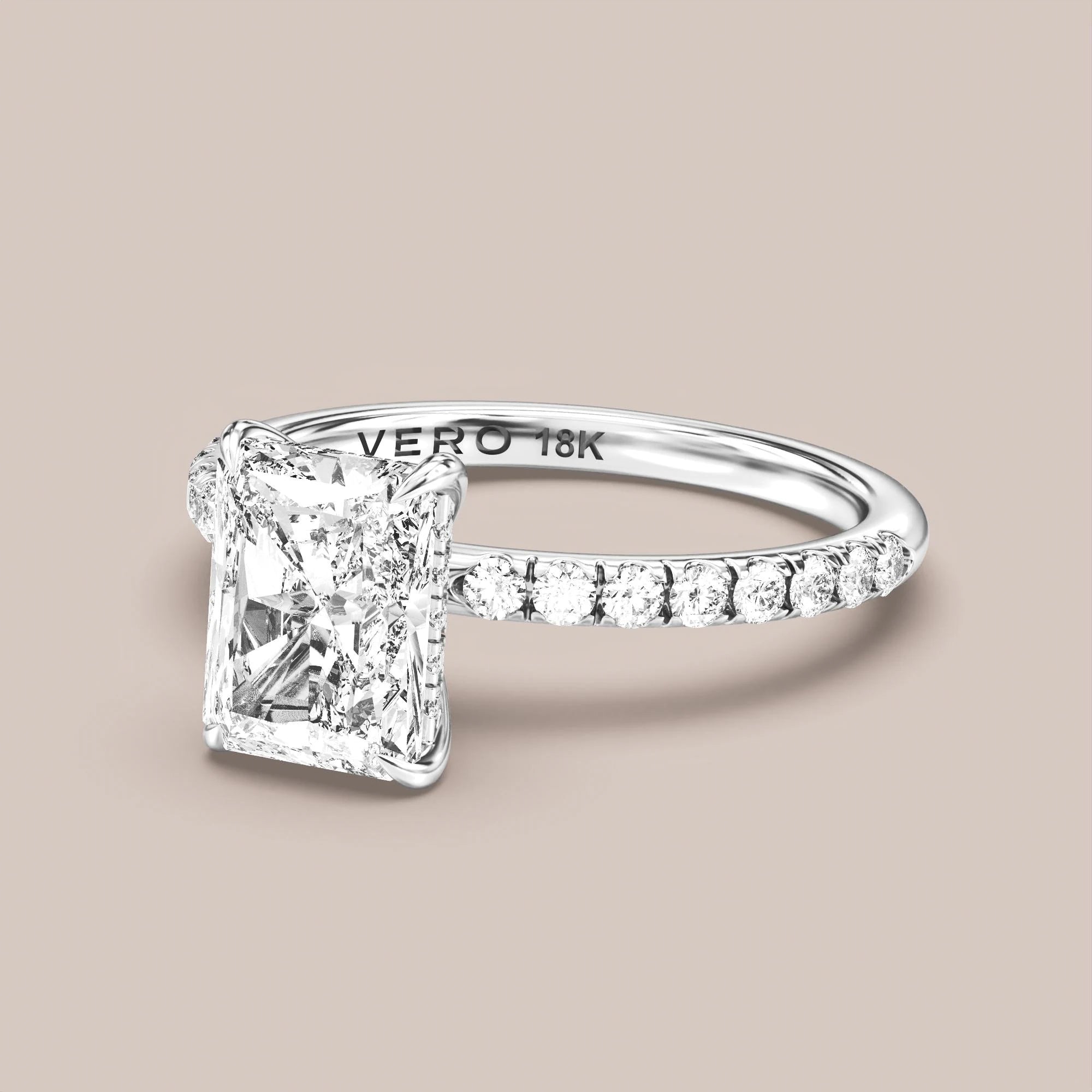 Radiant - White gold