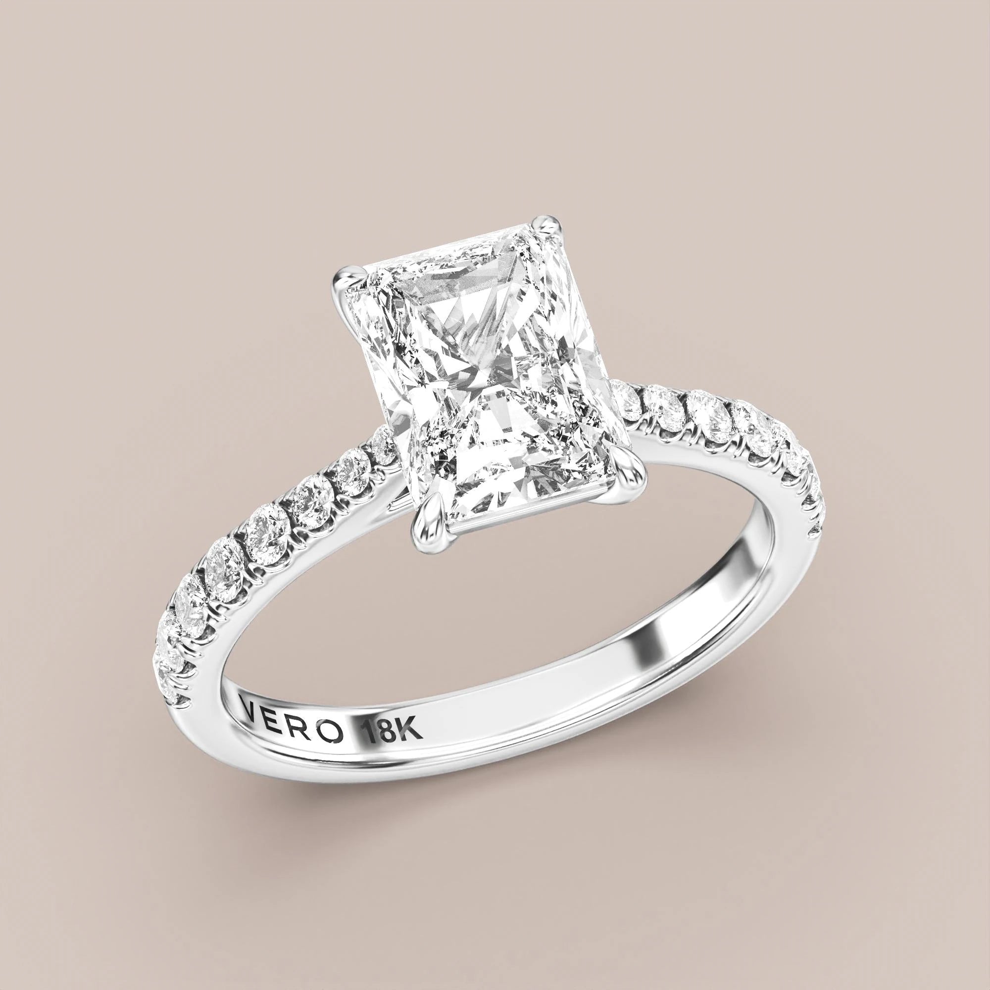 Radiant - White gold