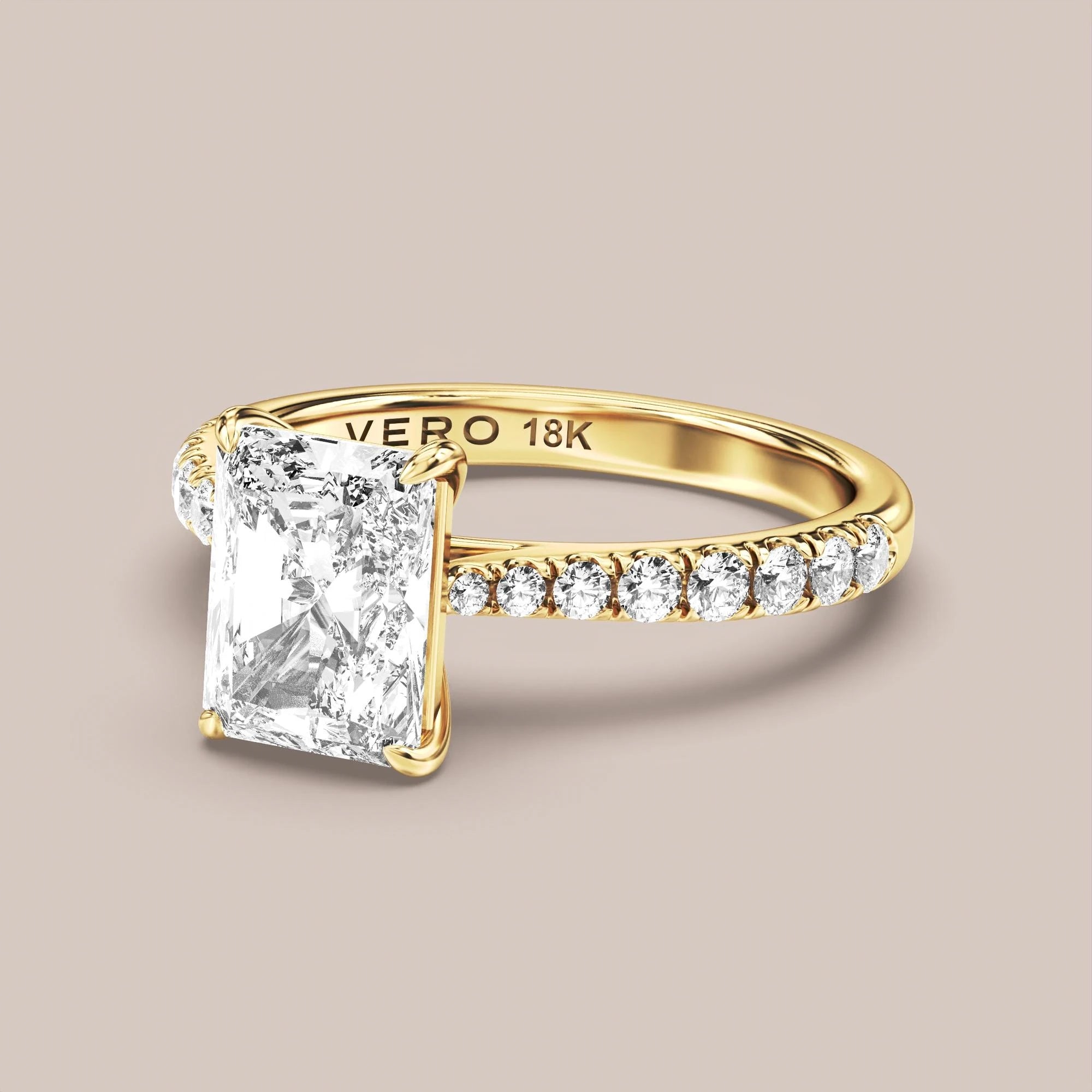 Radiant - Yellow gold