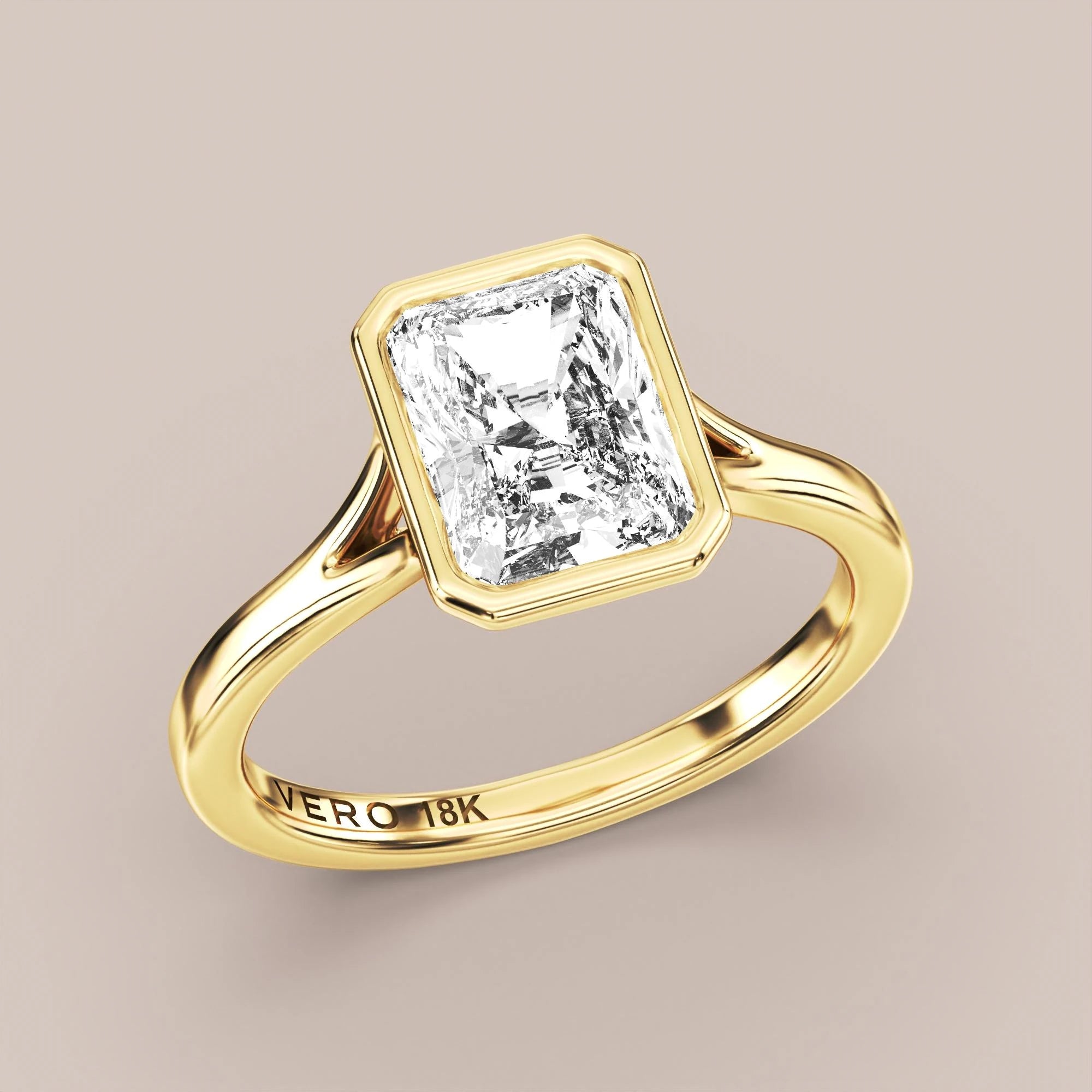 Radiant - Yellow gold