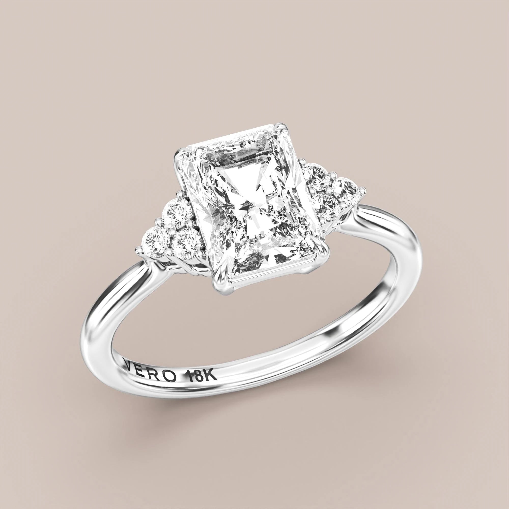 Radiant - White gold