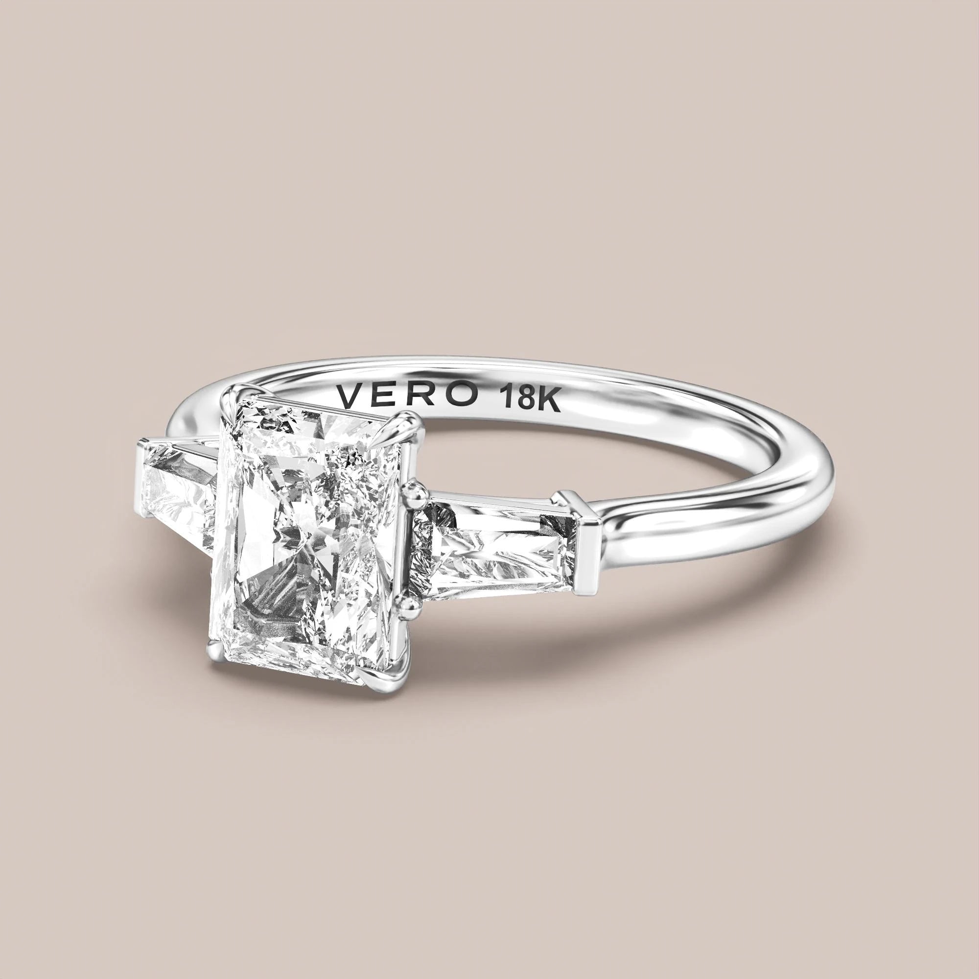 Radiant - White gold