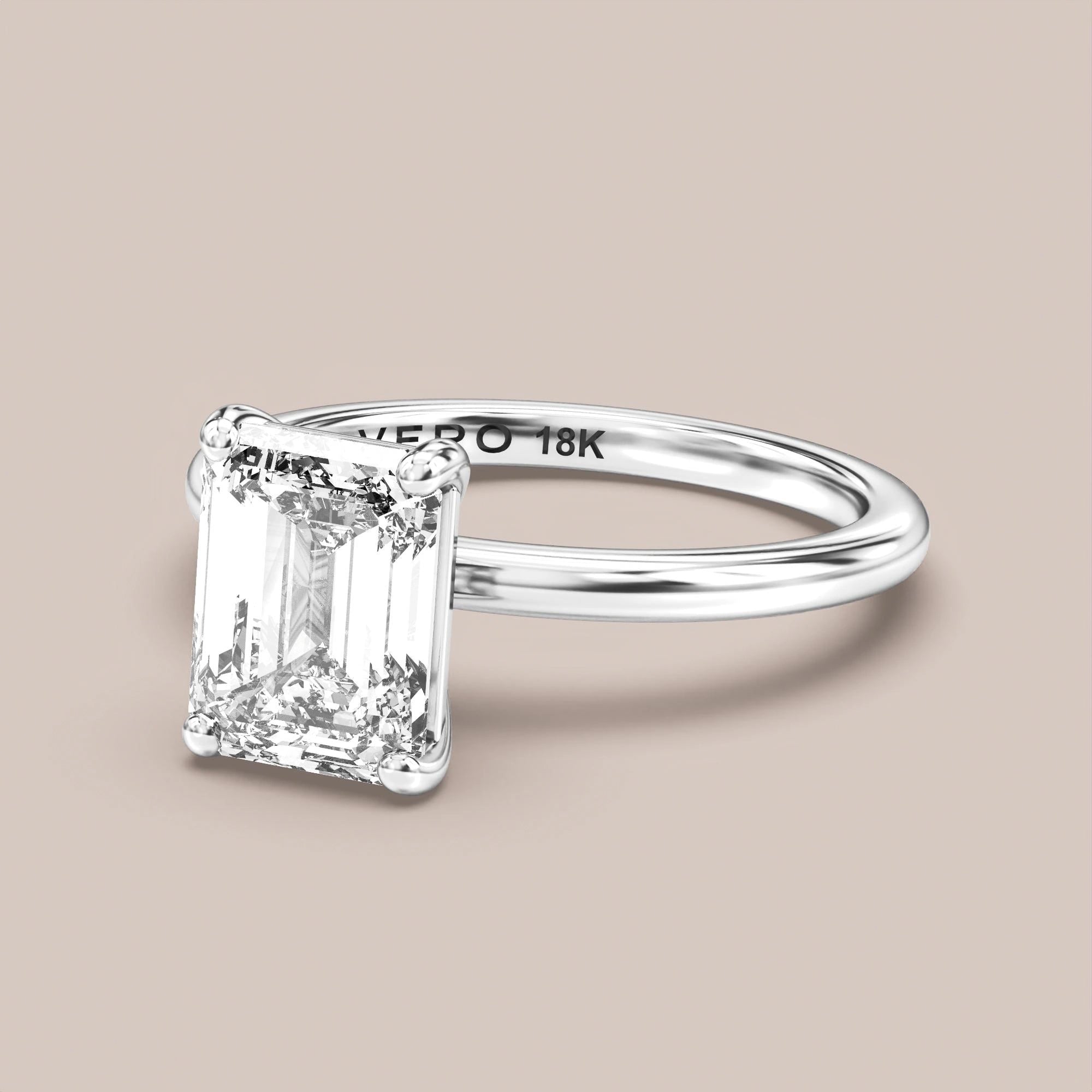 Emerald - White gold