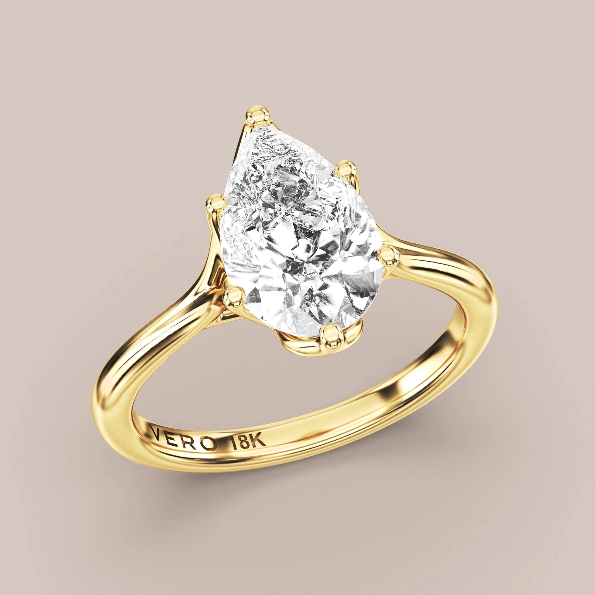 Pear - Yellow gold