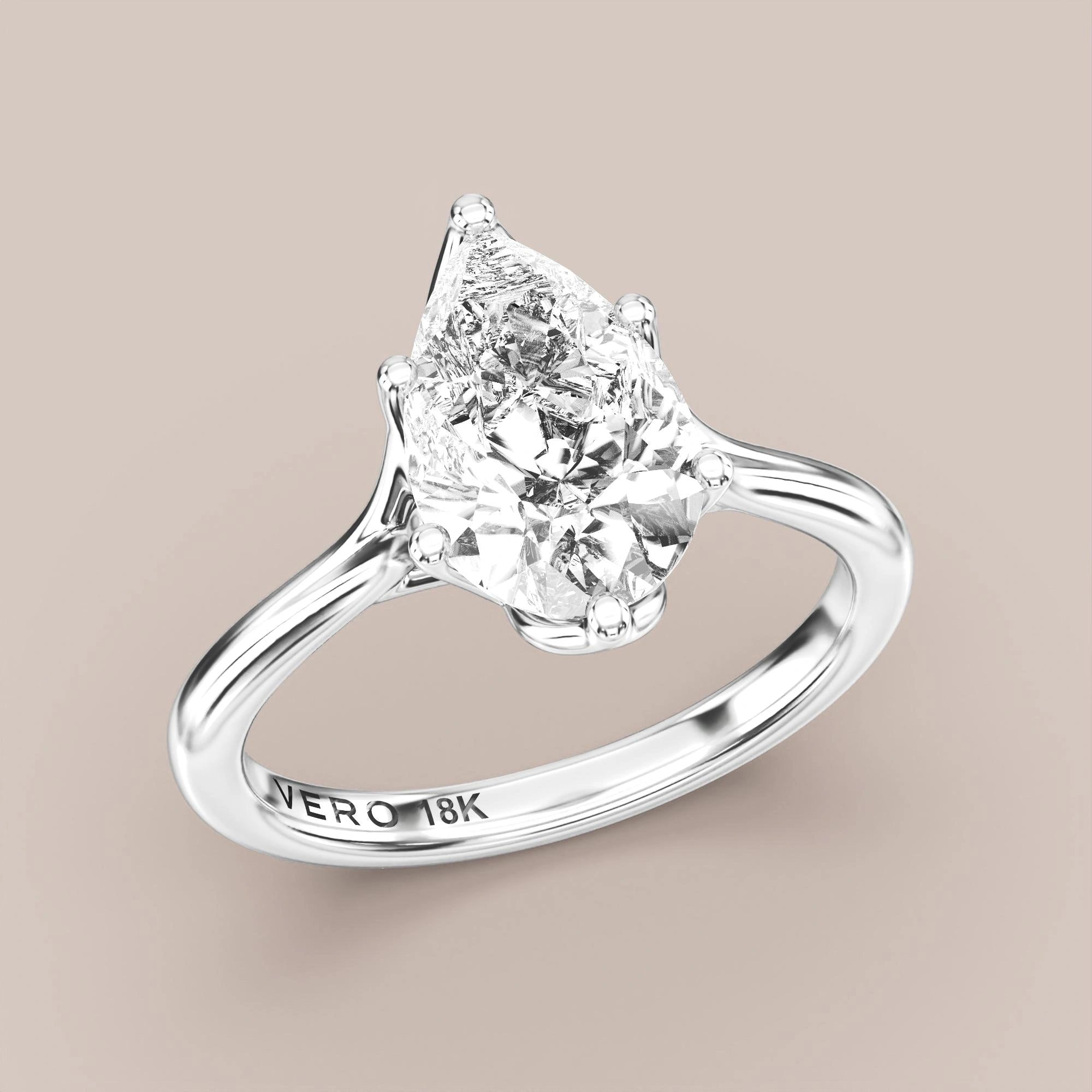 Pear - White gold