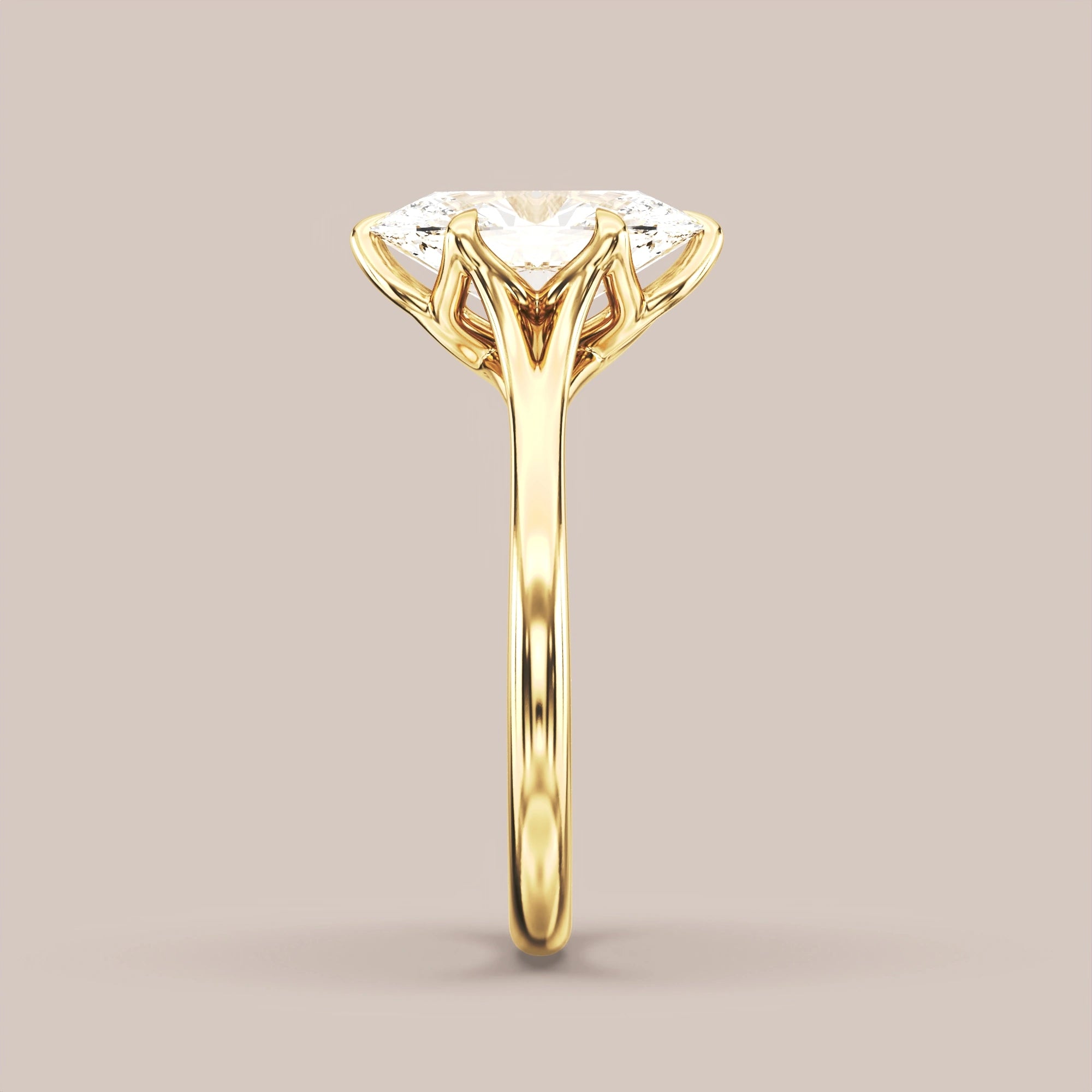 Oval - Yellow gold