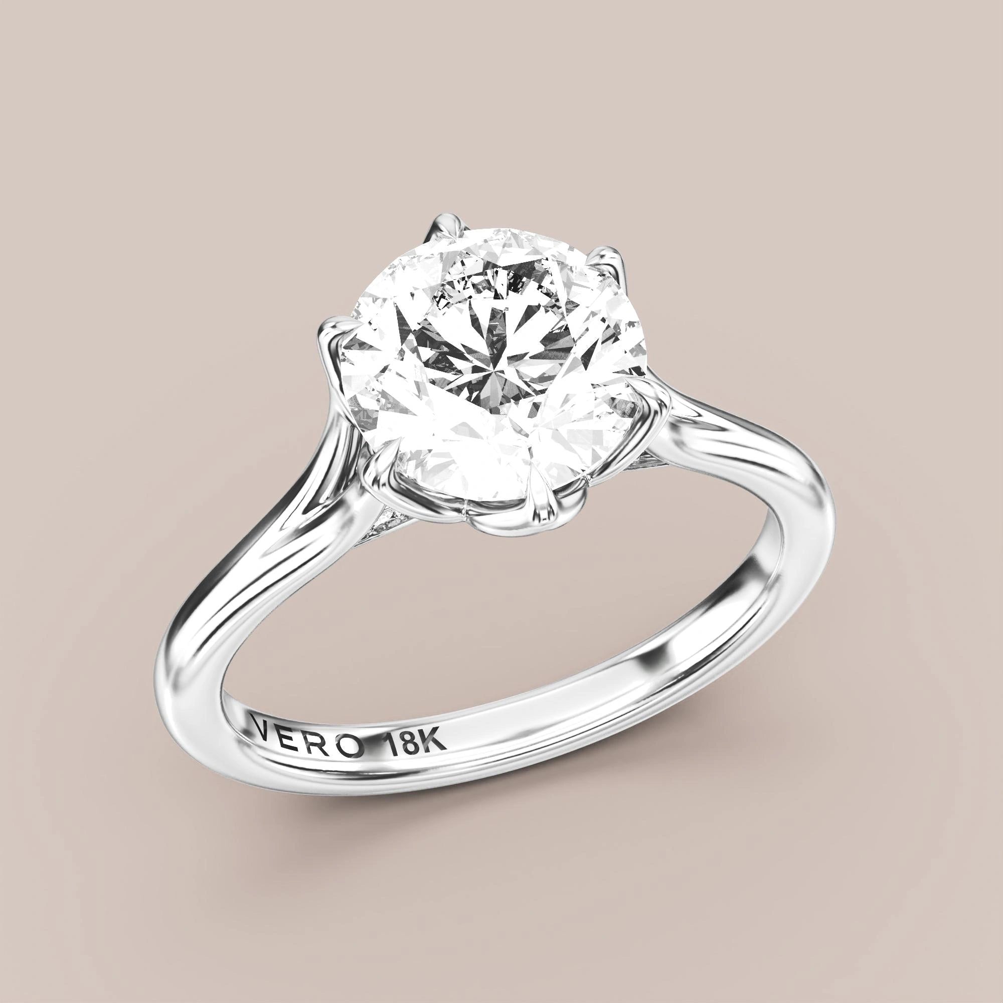 Round - White gold