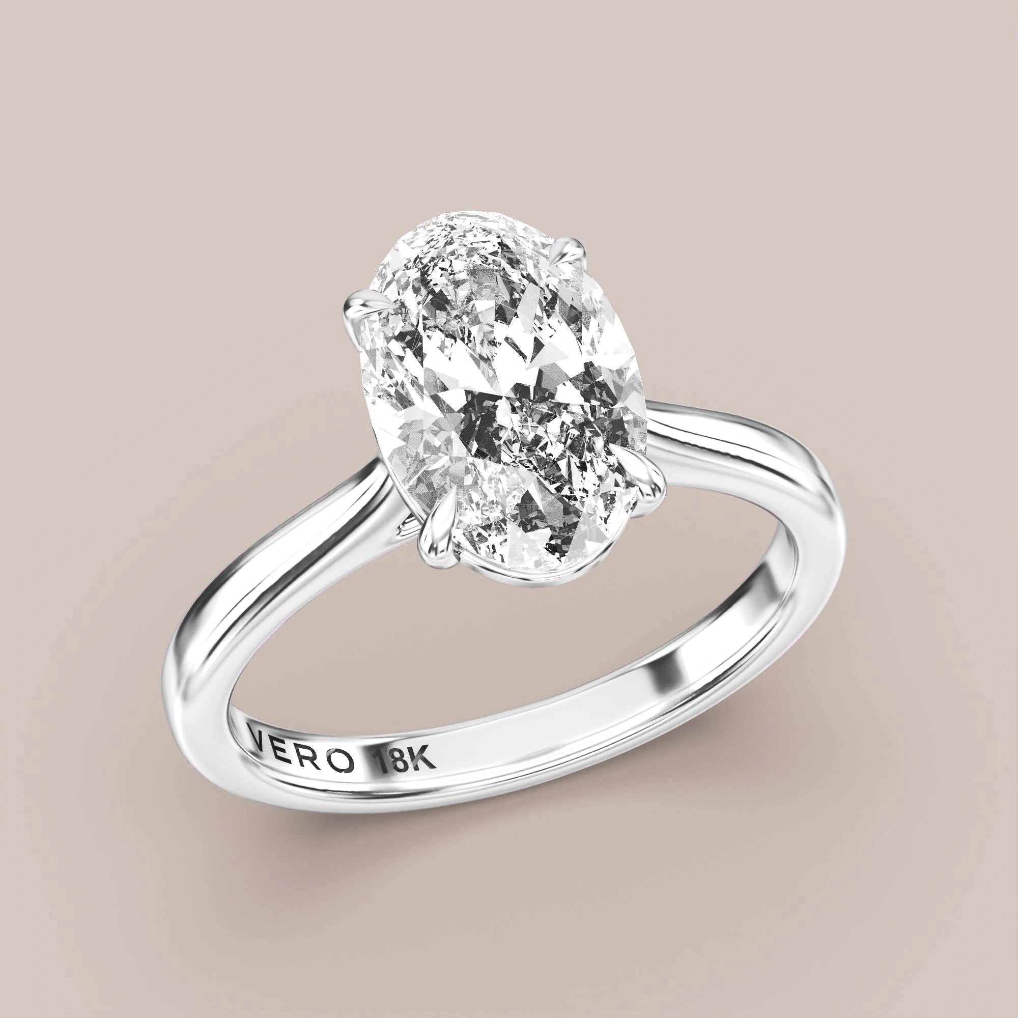 Oval - White gold