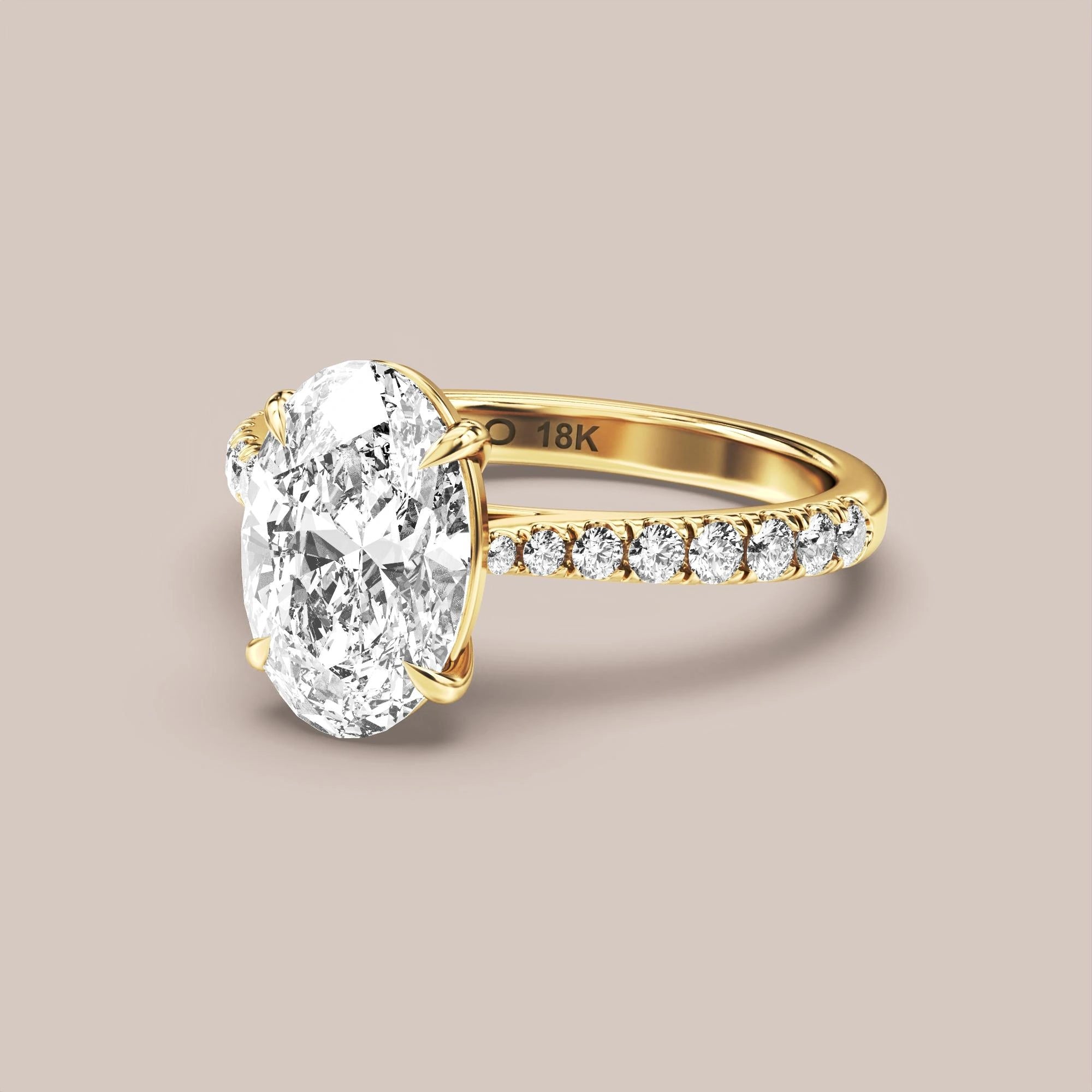 Oval - Yellow gold