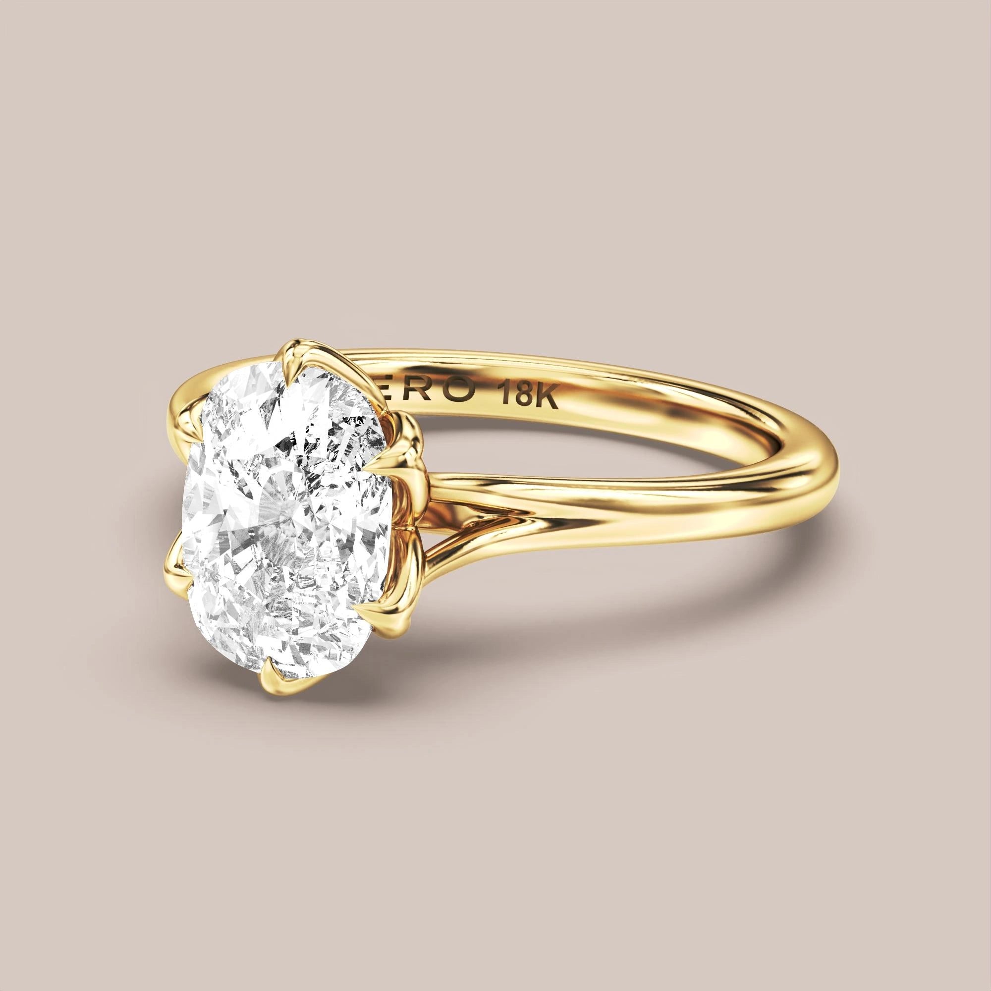 Elongated - Yellow gold