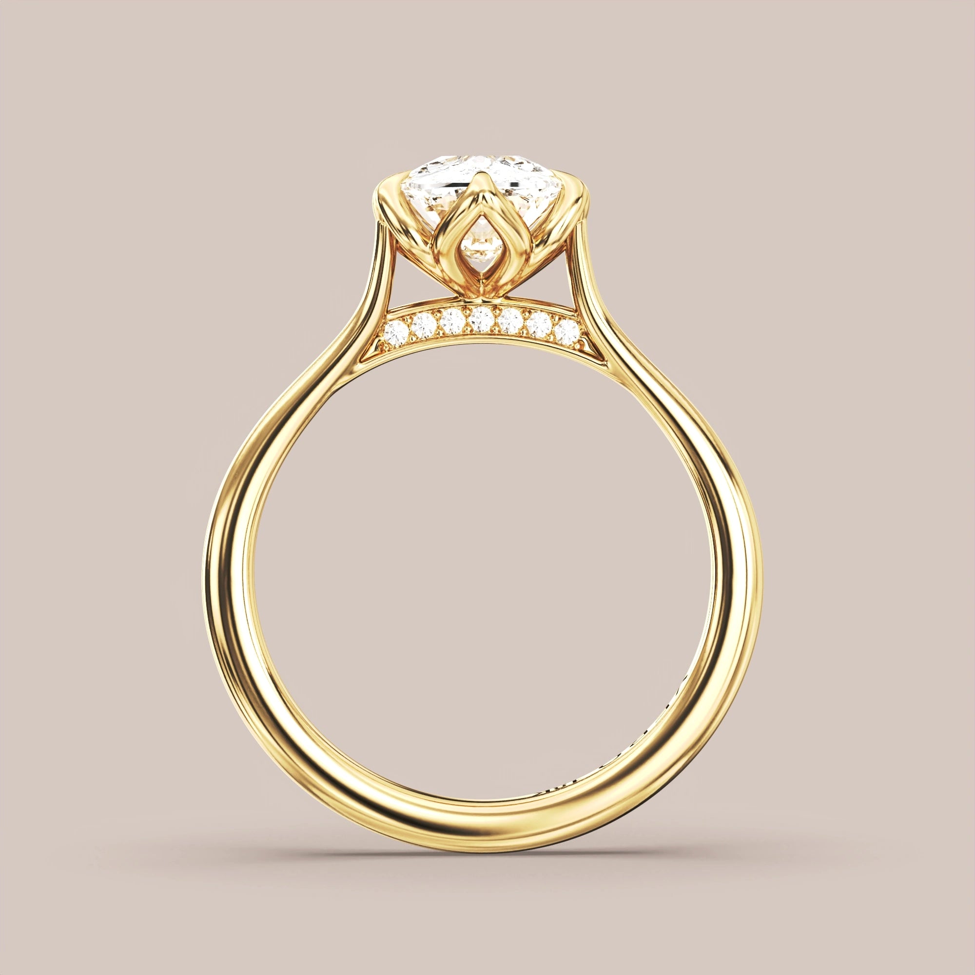 Elongated - Yellow gold
